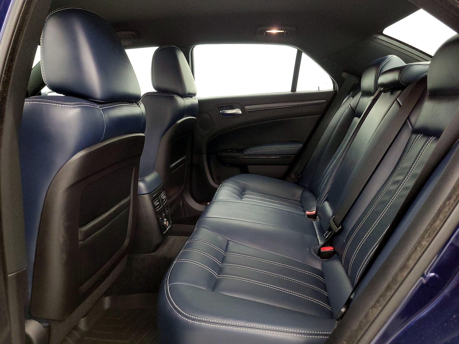Thumbnail: 2014 Chrysler 300 - 19