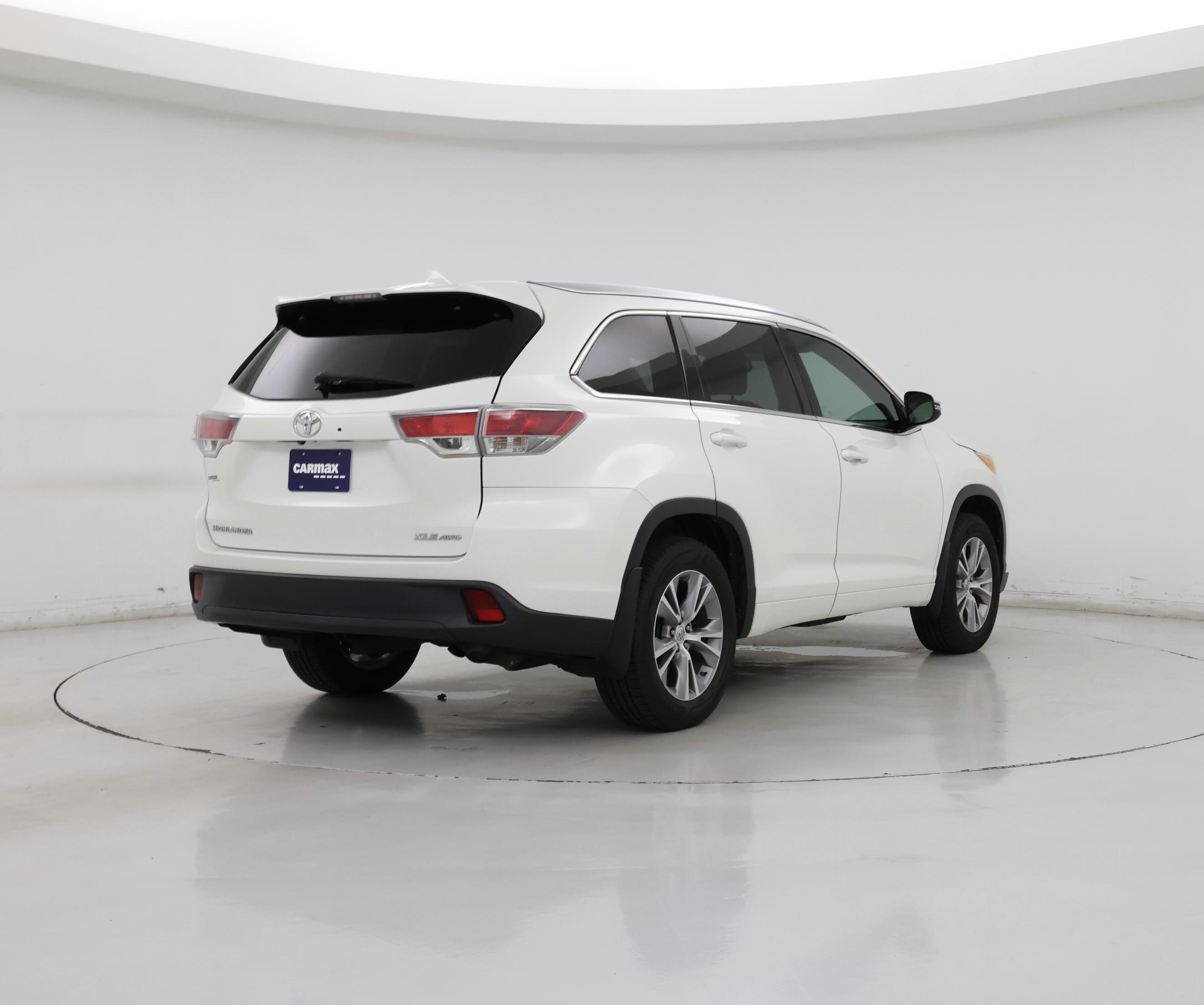 Thumbnail: 2014 Toyota Highlander - 8