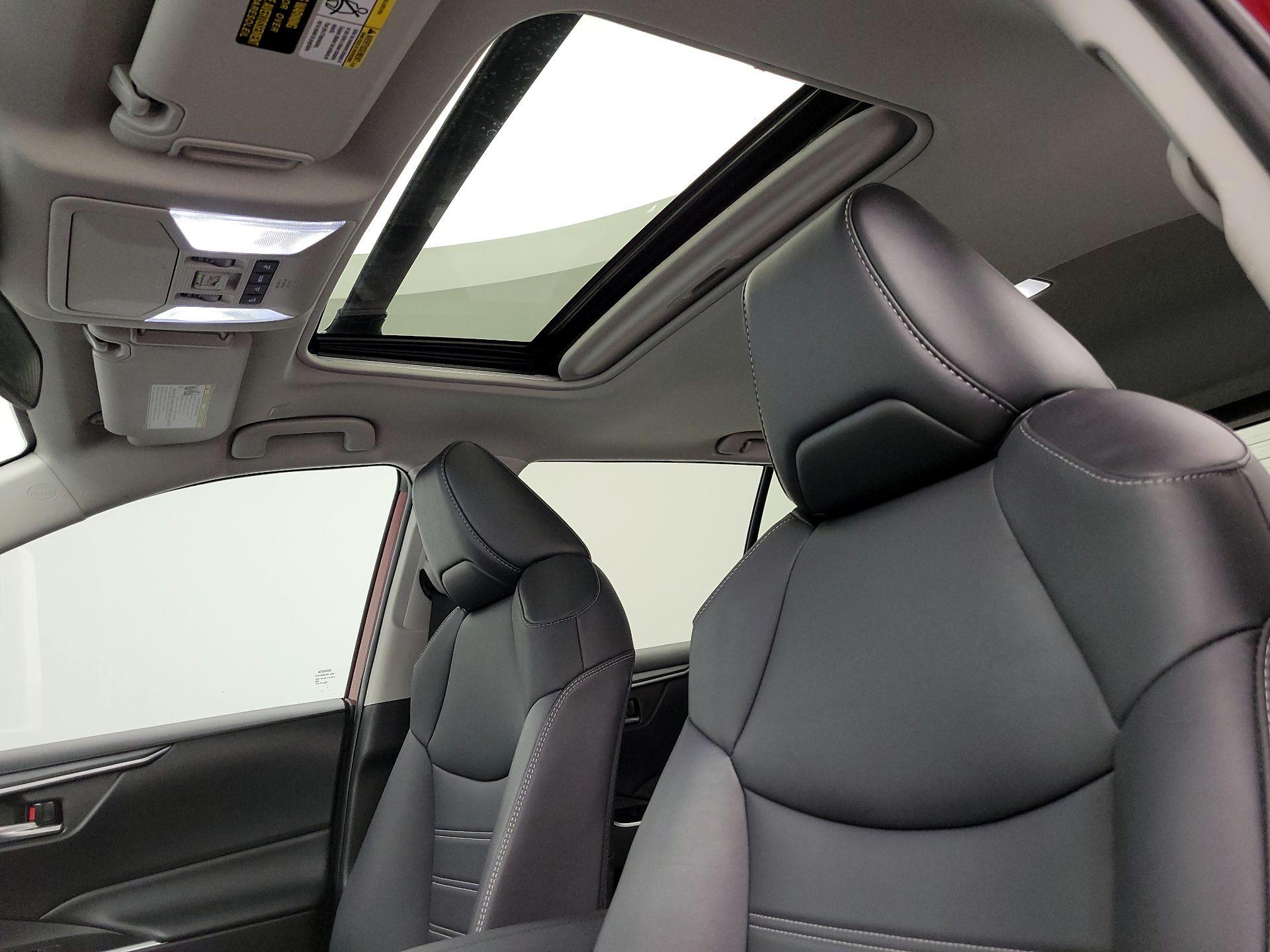 Thumbnail: 2023 Toyota RAV4 - 19