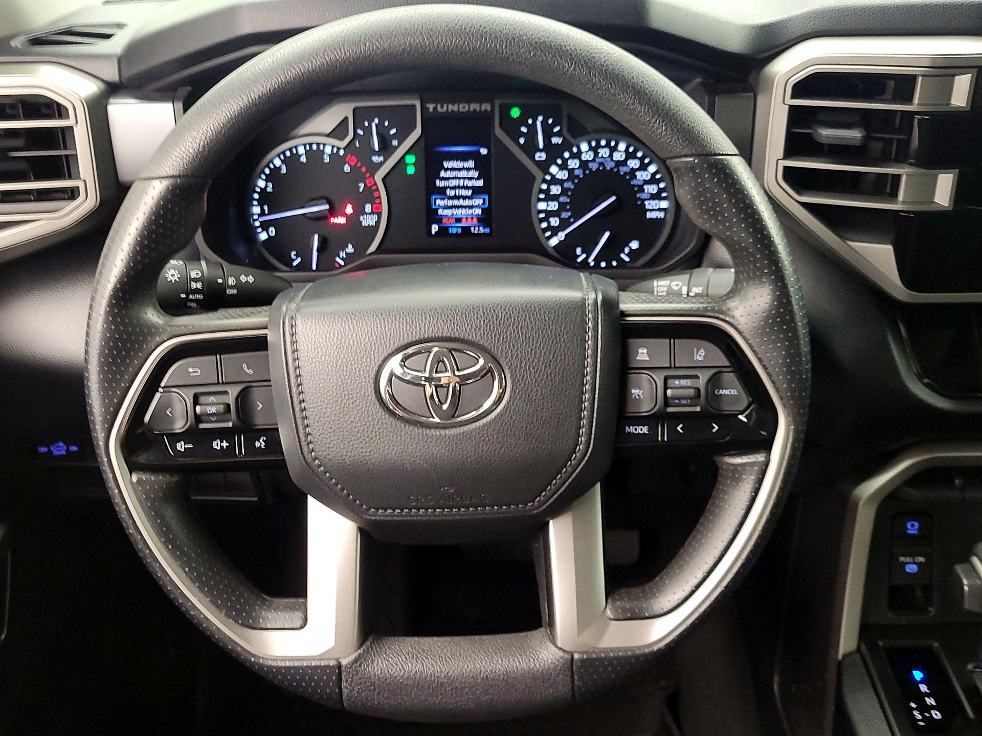 Thumbnail: 2022 Toyota Tundra - 10