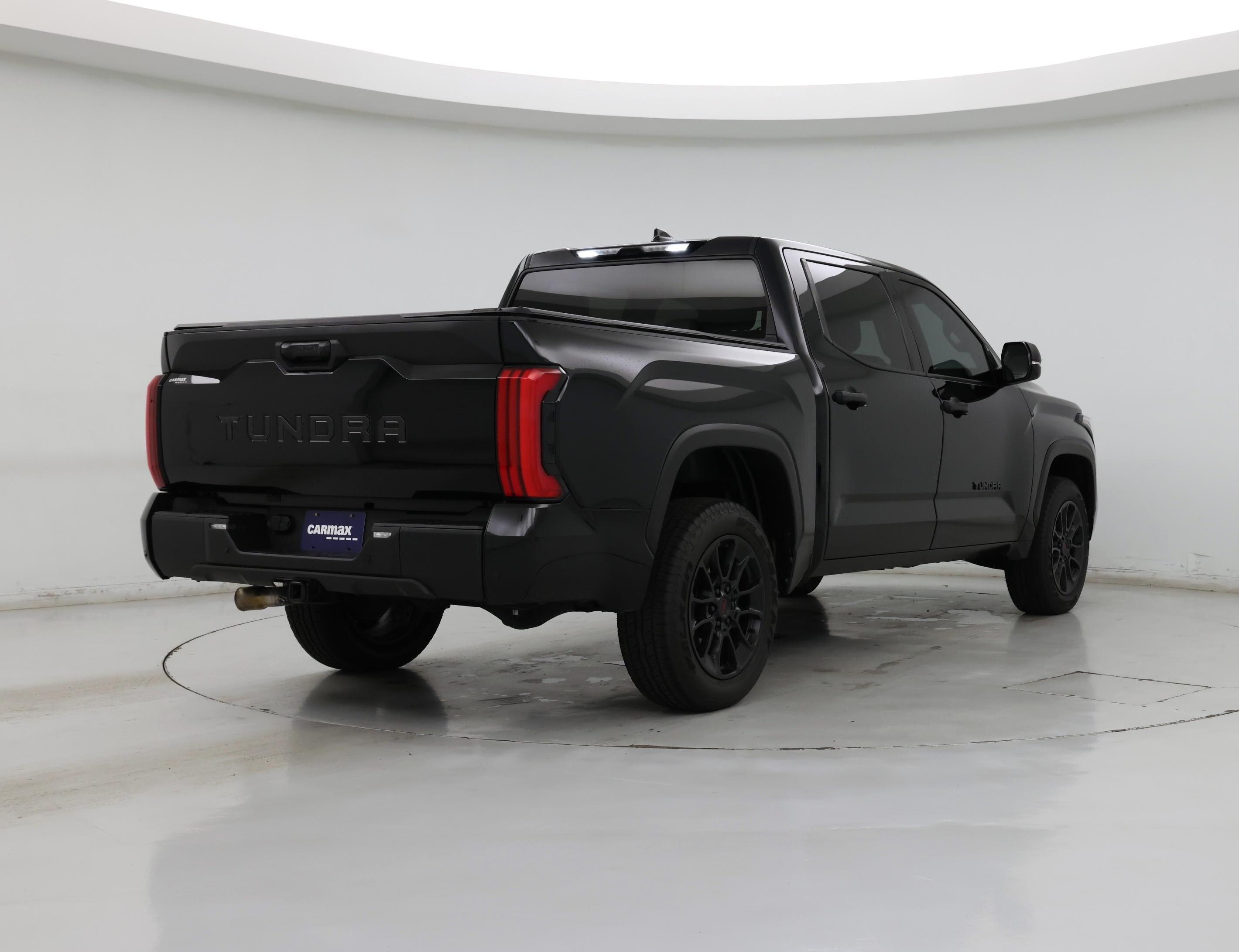 Thumbnail: 2022 Toyota Tundra - 8