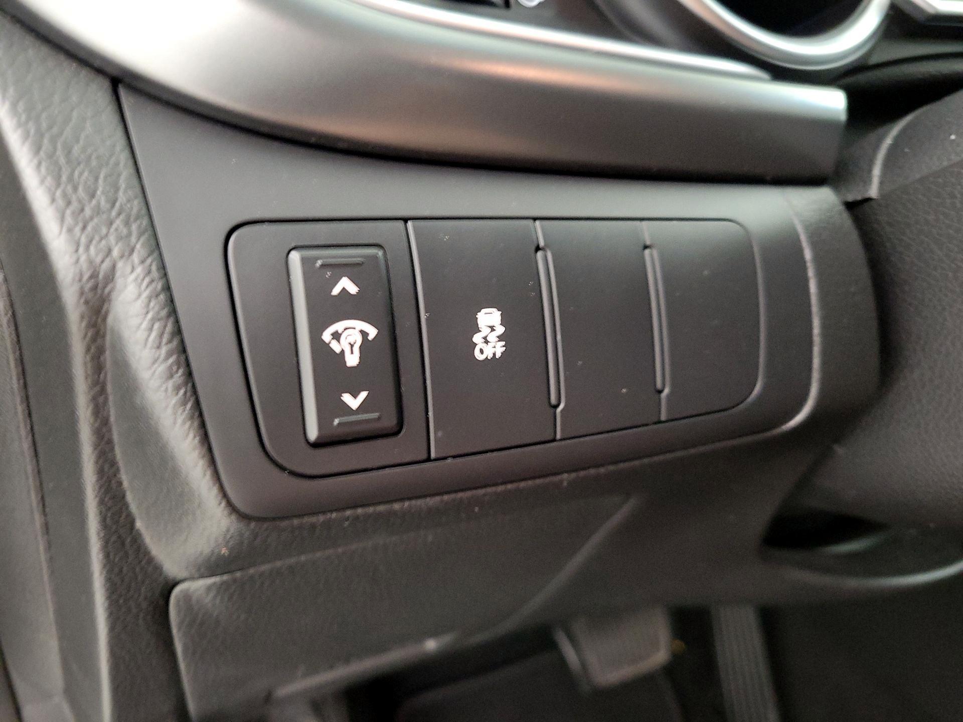 Thumbnail: 2015 Kia Optima - 13