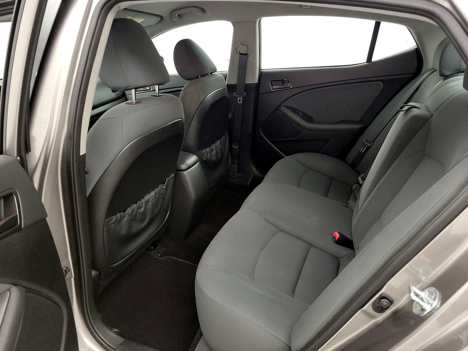 Thumbnail: 2015 Kia Optima - 18