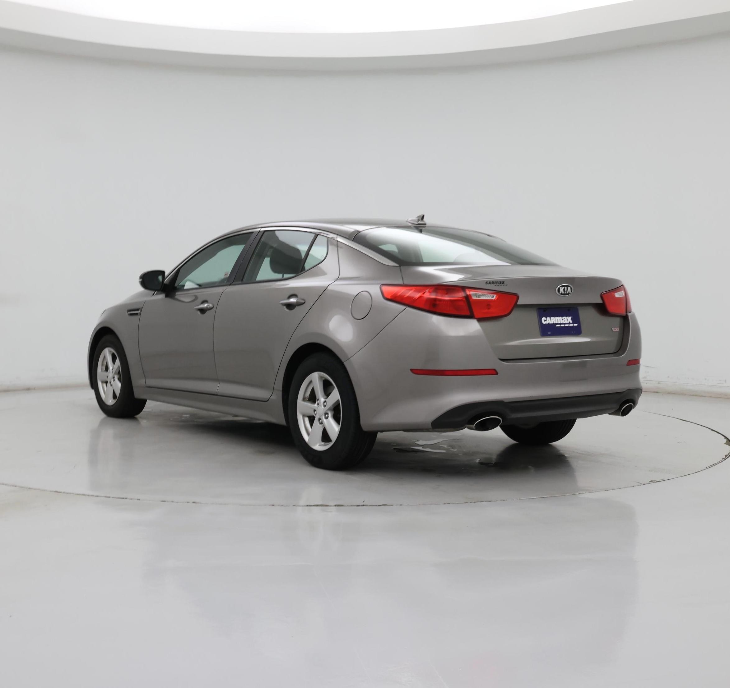 Thumbnail: 2015 Kia Optima - 2