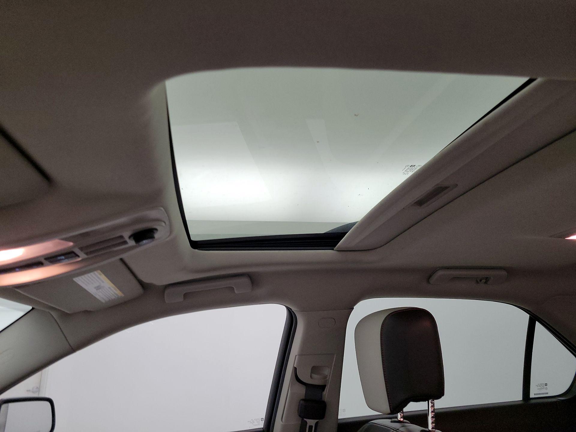 Thumbnail: 2015 Chevrolet Equinox - 19