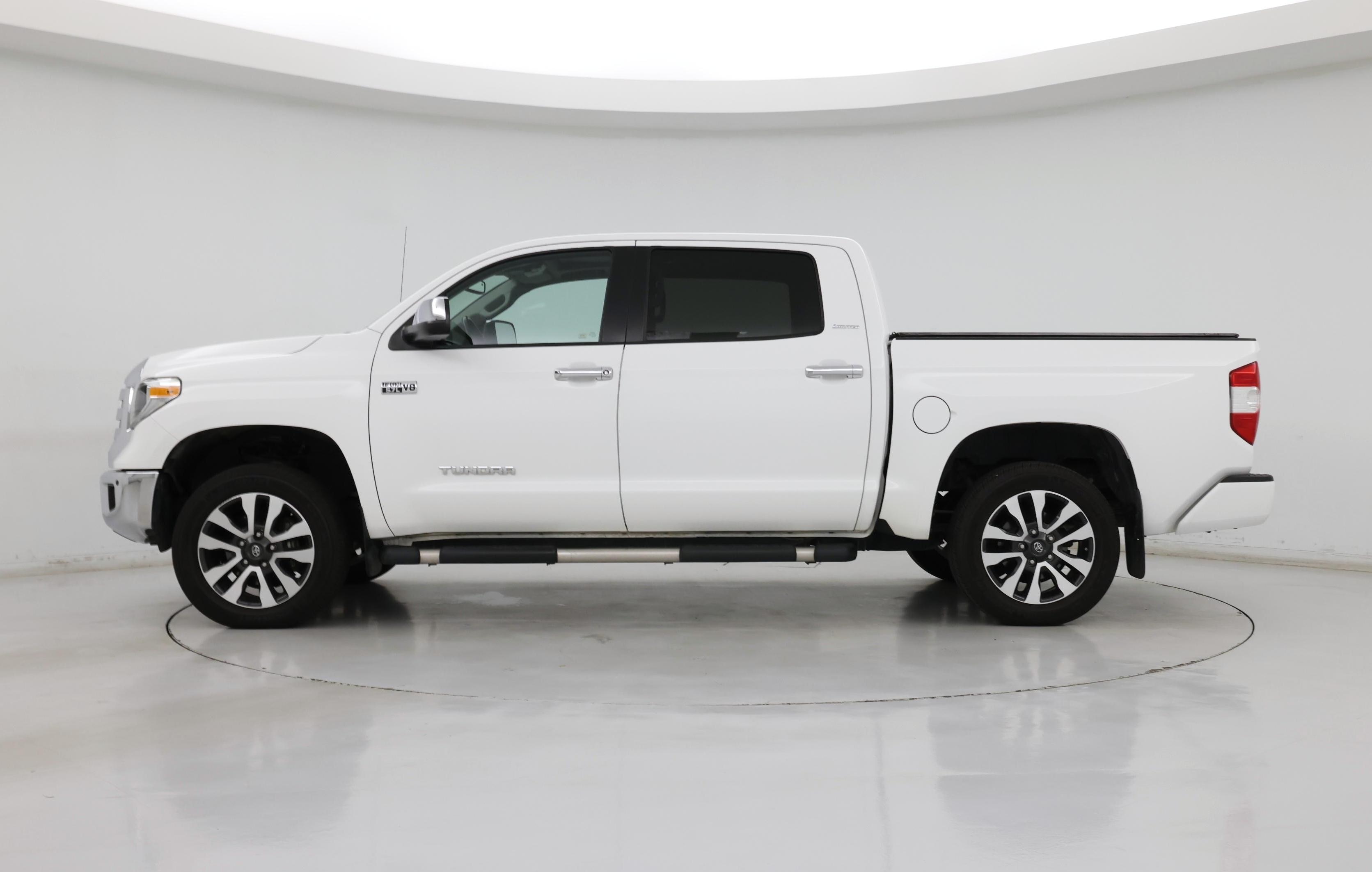 Thumbnail: 2018 Toyota Tundra - 3