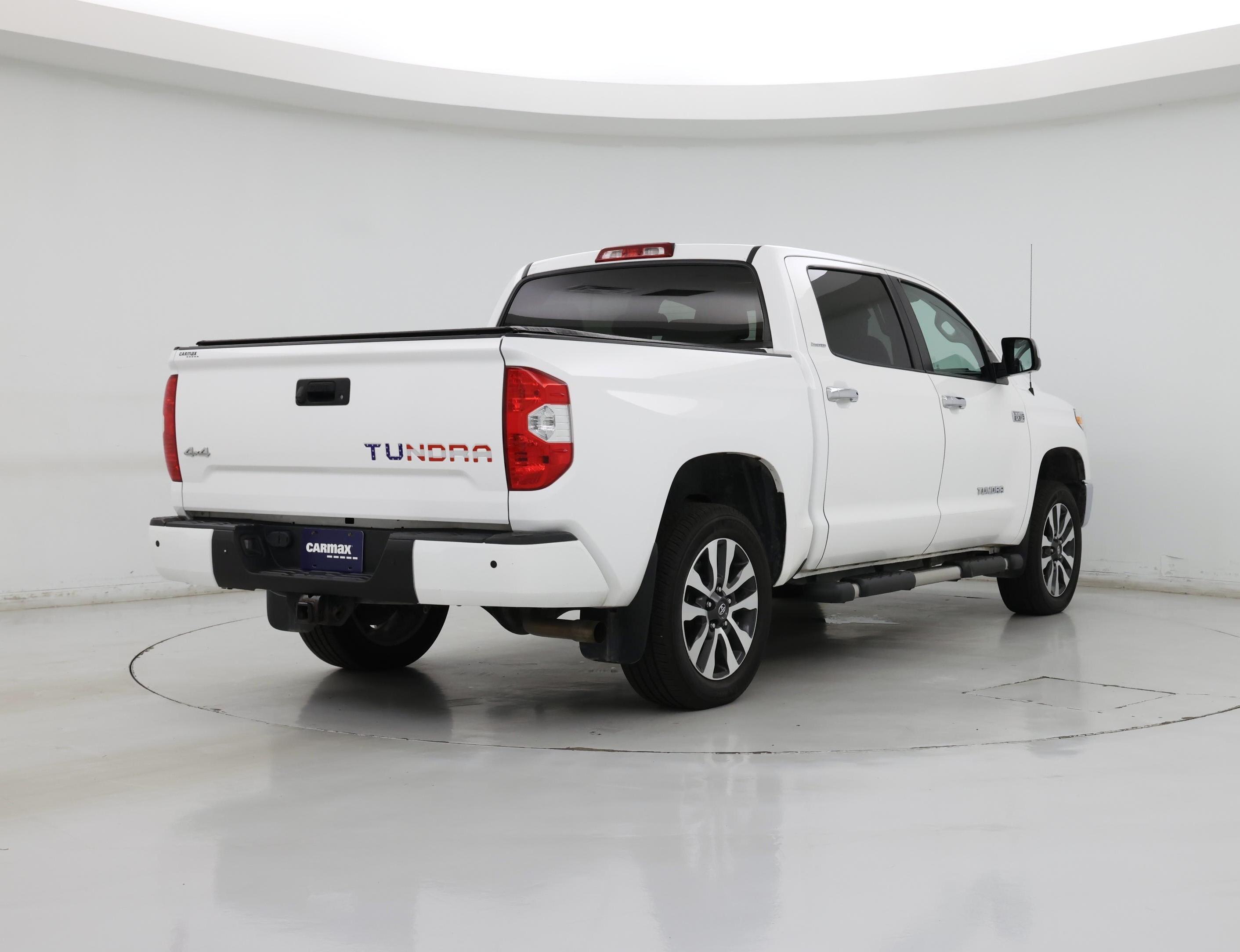 Thumbnail: 2018 Toyota Tundra - 8