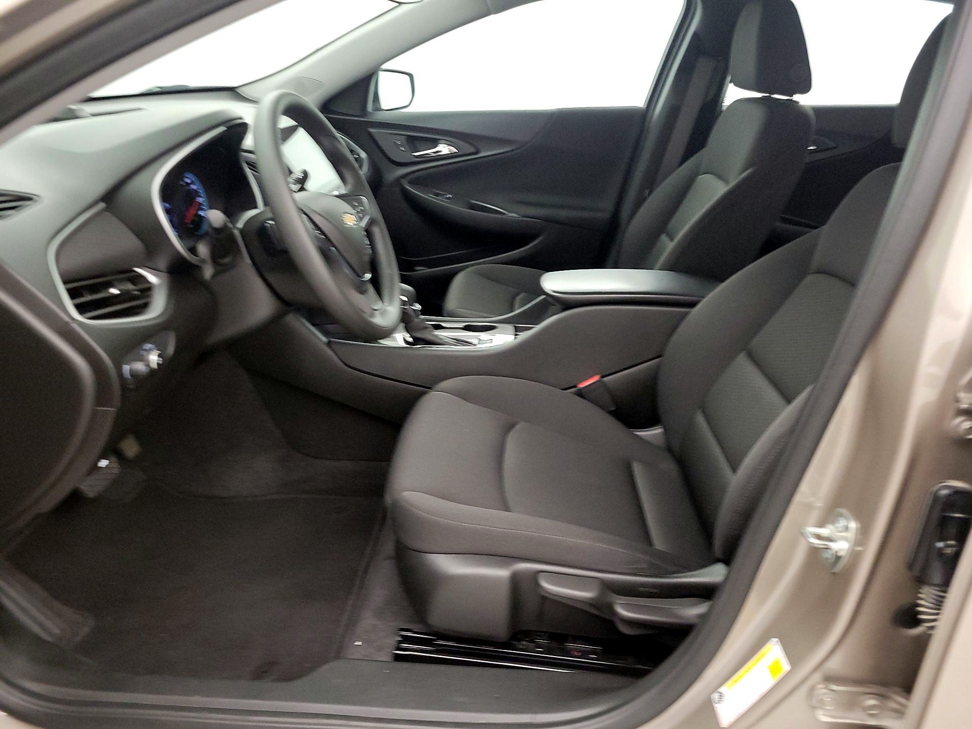 Thumbnail: 2024 Chevrolet Malibu - 11