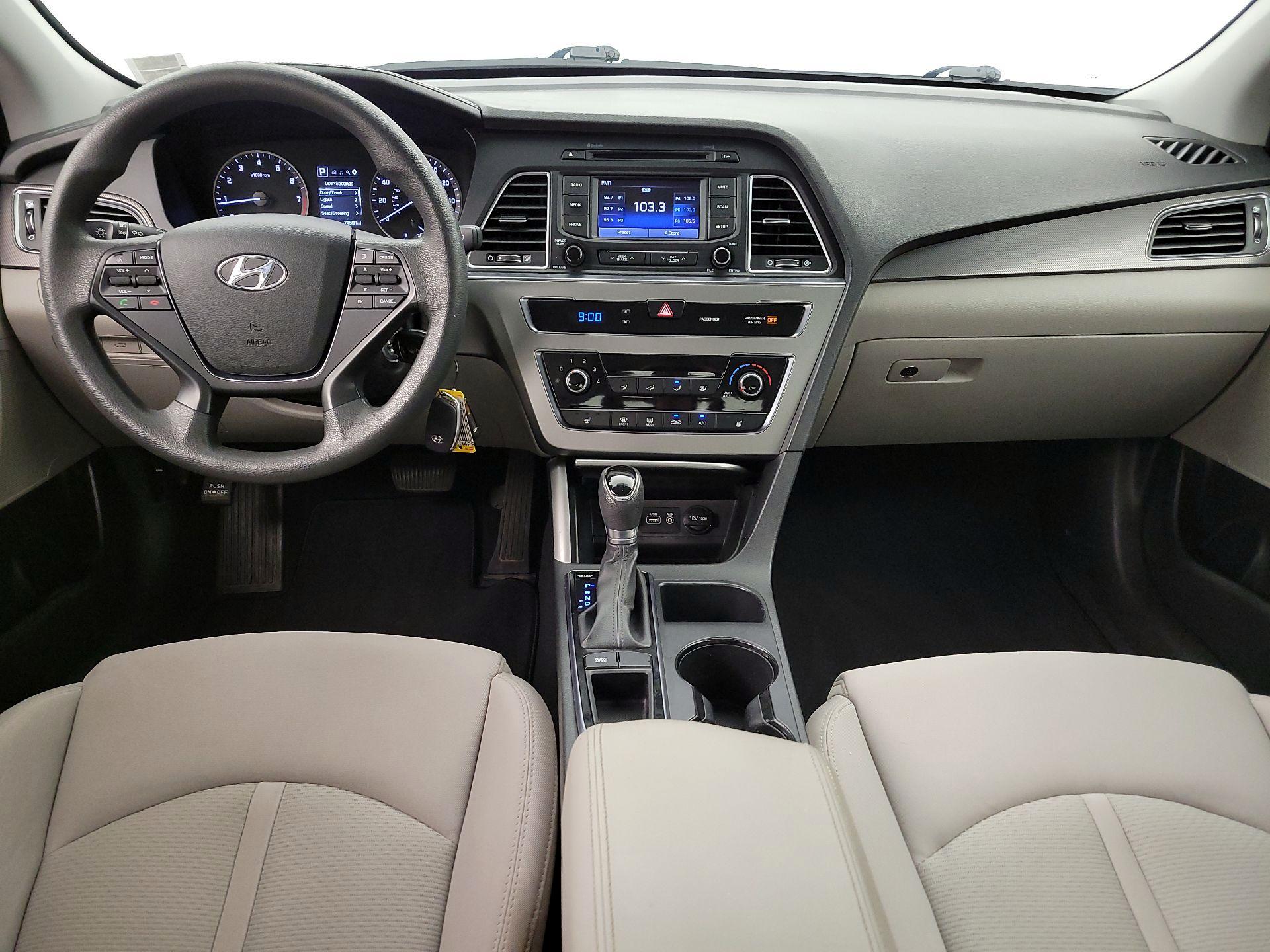 Thumbnail: 2015 Hyundai Sonata - 9