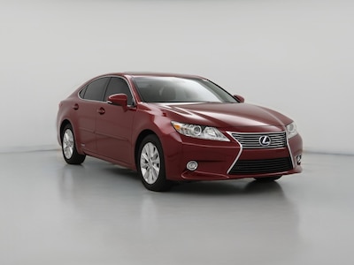 Red 2014 Lexus ES 300h