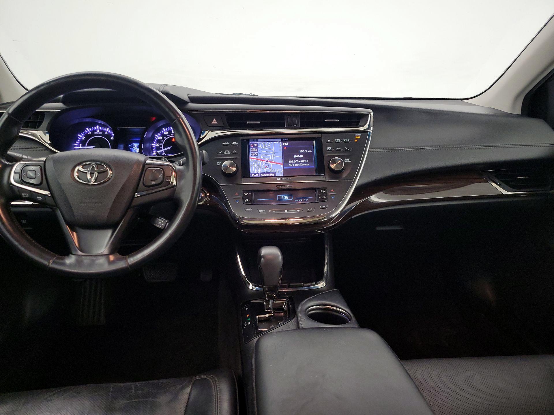 Thumbnail: 2013 Toyota Avalon - 9
