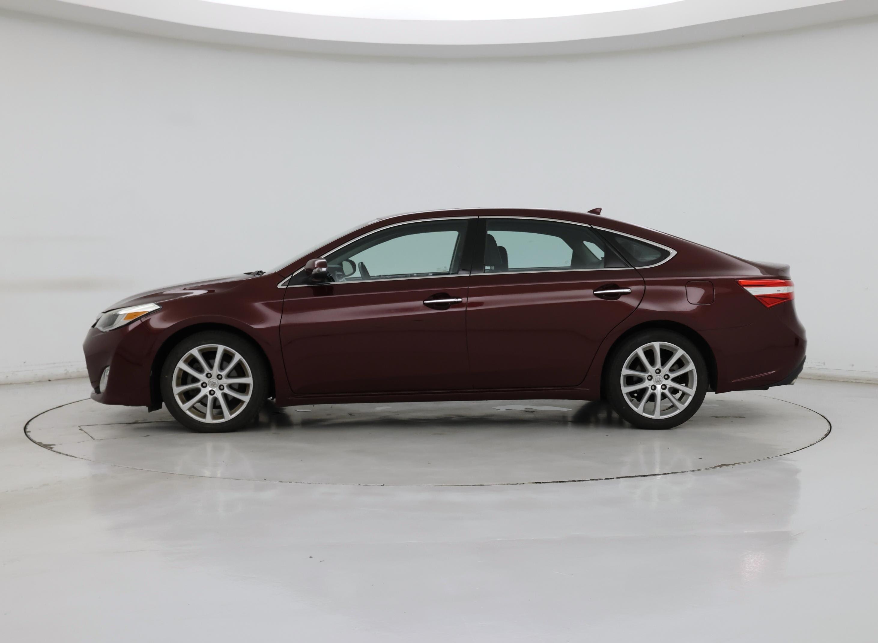 Thumbnail: 2013 Toyota Avalon - 3