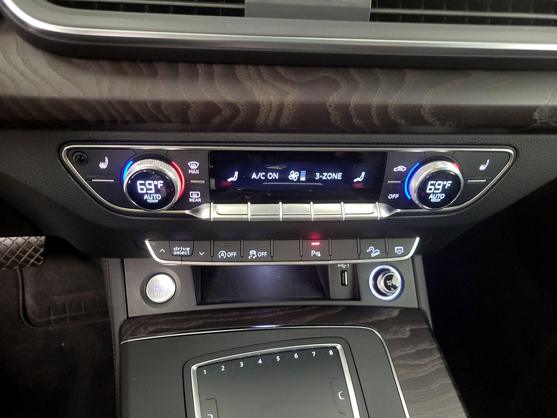 Thumbnail: 2020 Audi Q5 - 17