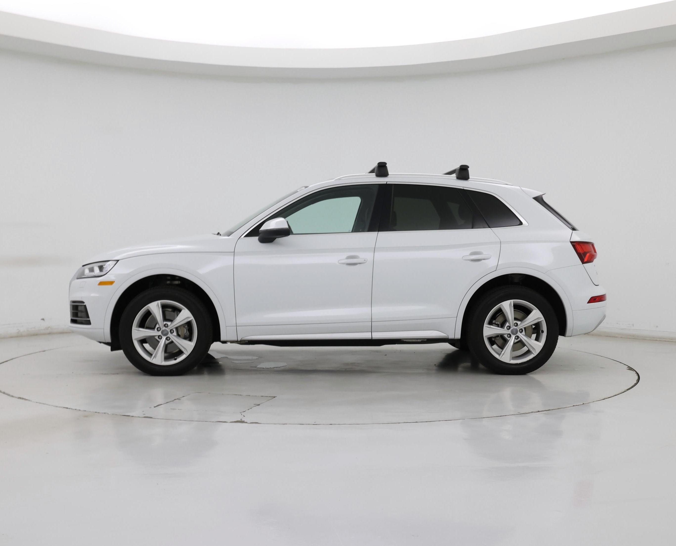 Thumbnail: 2020 Audi Q5 - 3
