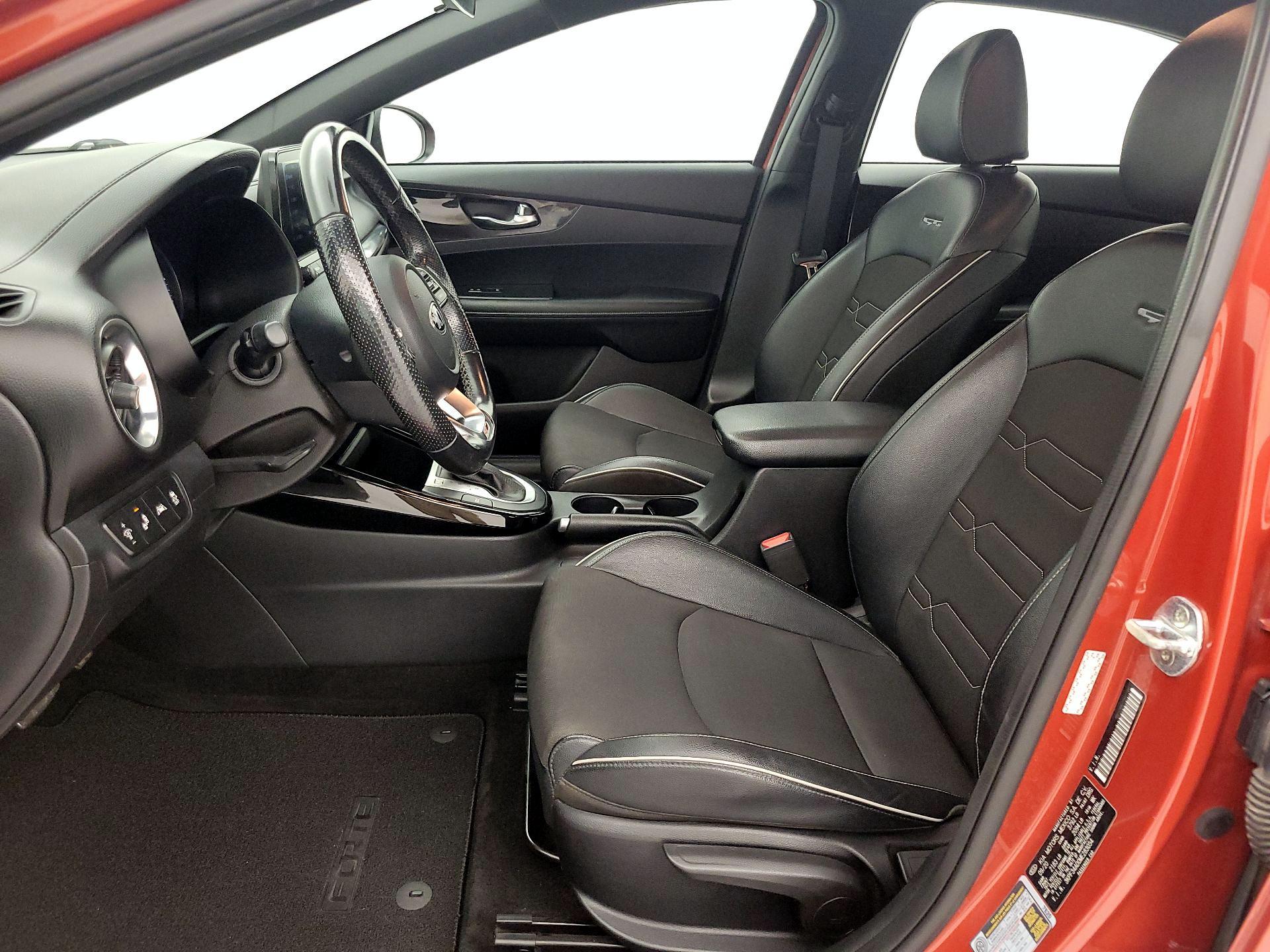 Thumbnail: 2021 Kia Forte - 11