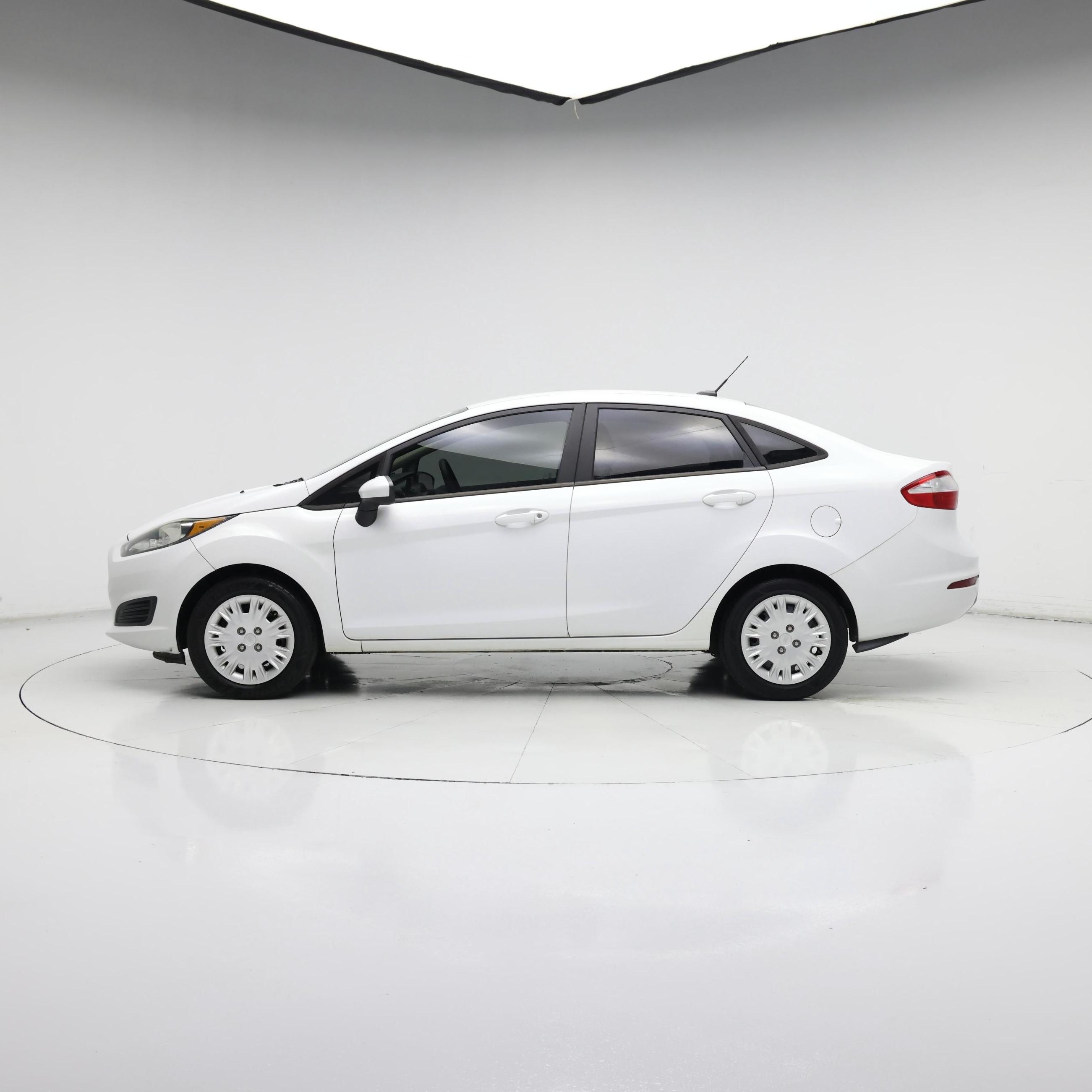 Thumbnail: 2019 Ford Fiesta - 3