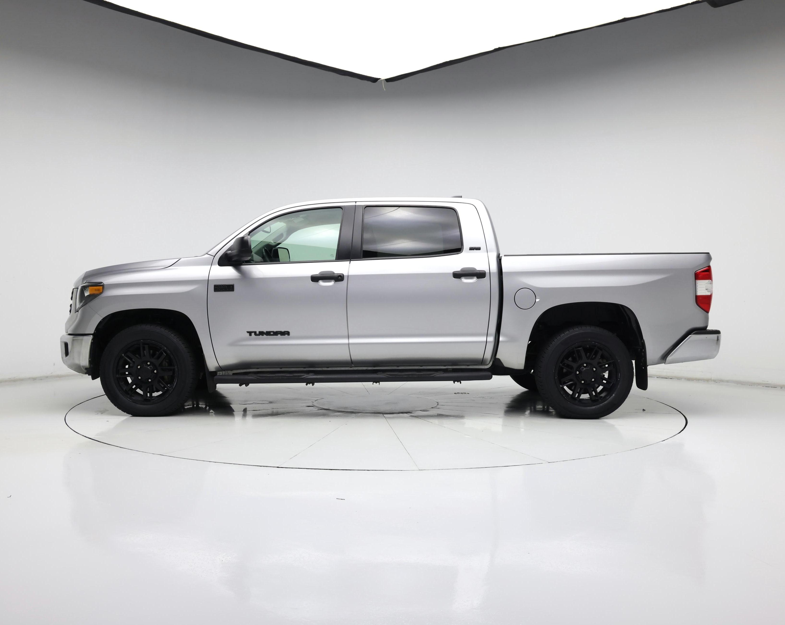 Thumbnail: 2021 Toyota Tundra - 3