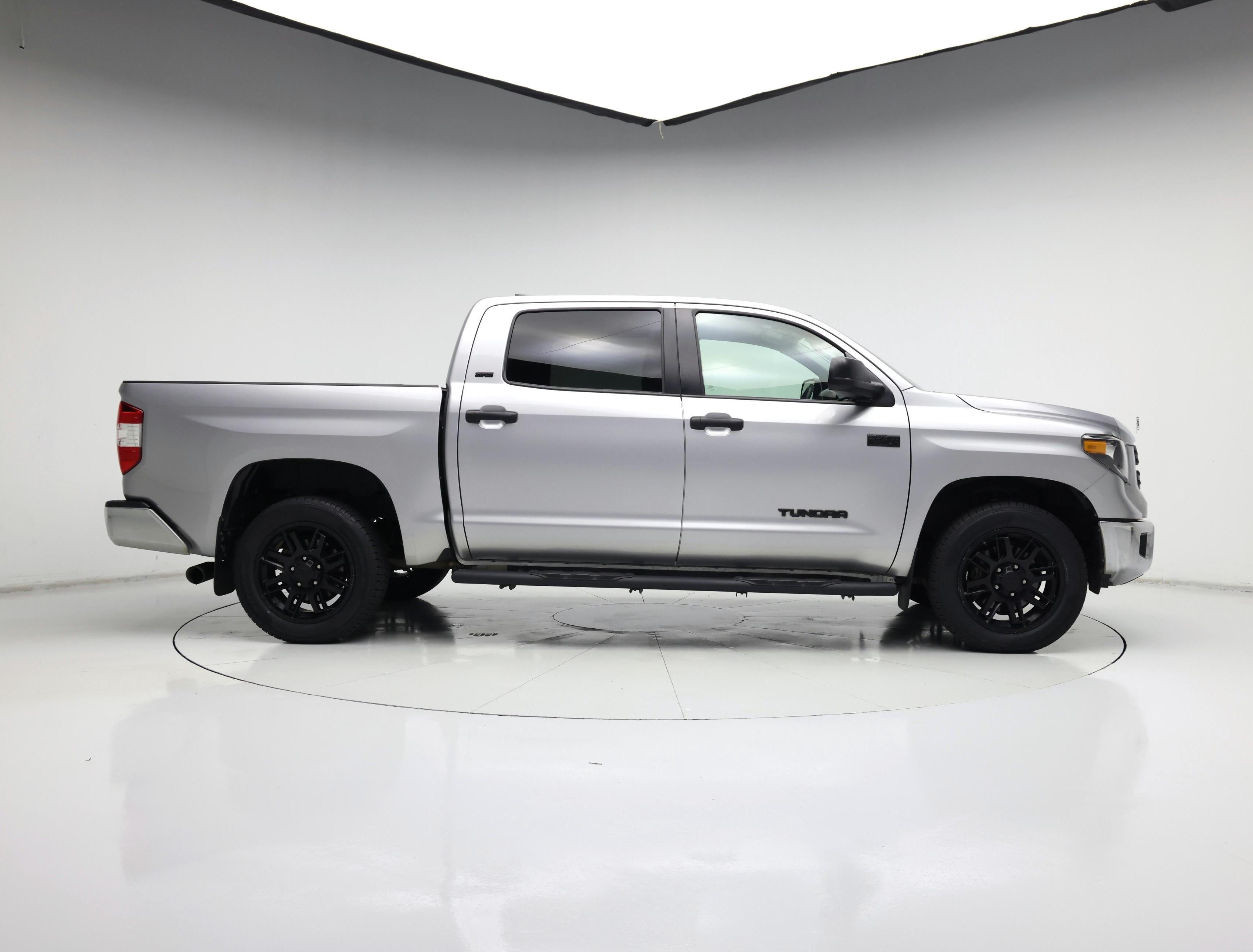 Thumbnail: 2021 Toyota Tundra - 7