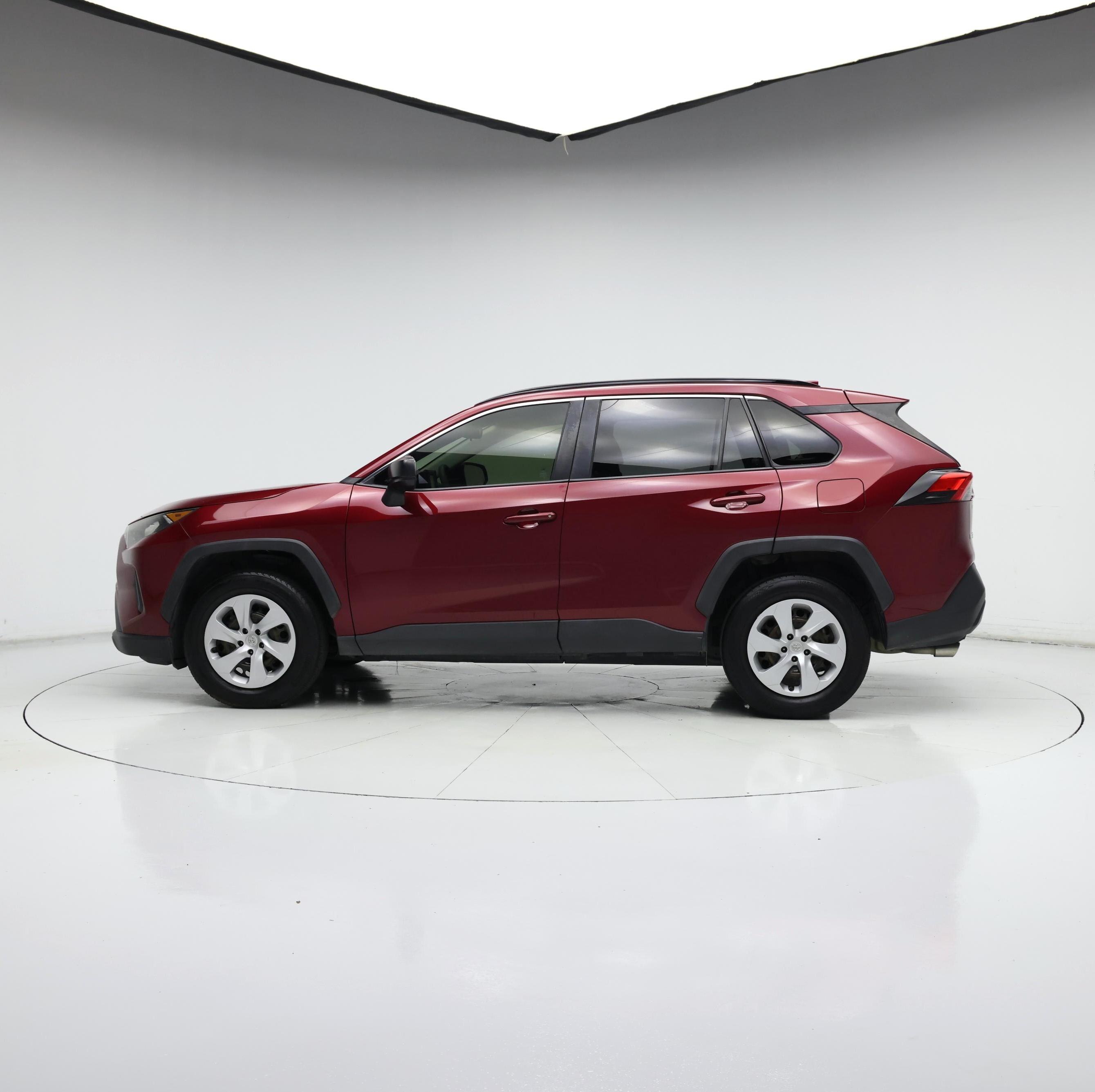 Thumbnail: 2019 Toyota RAV4 - 3