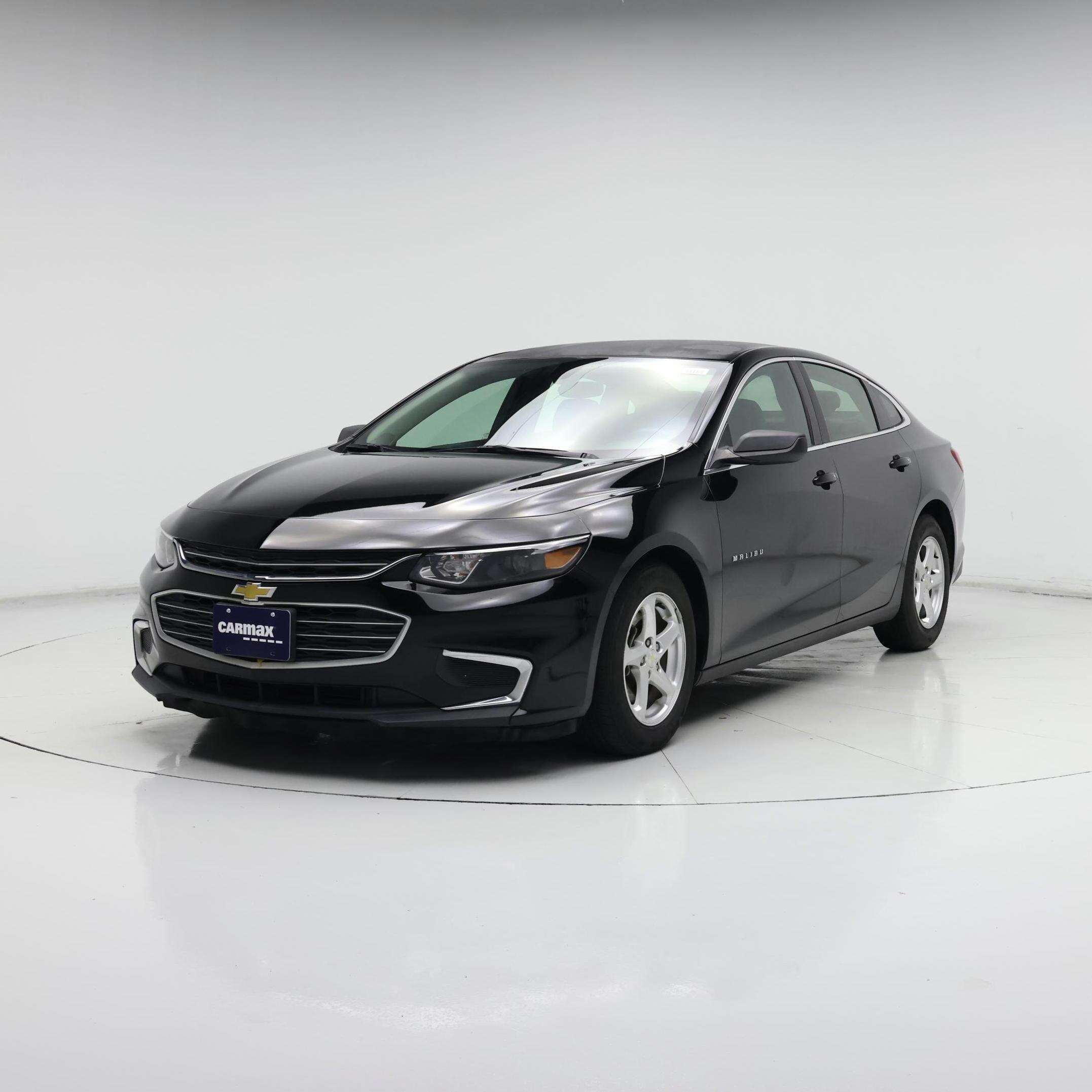 Thumbnail: 2018 Chevrolet Malibu - 4