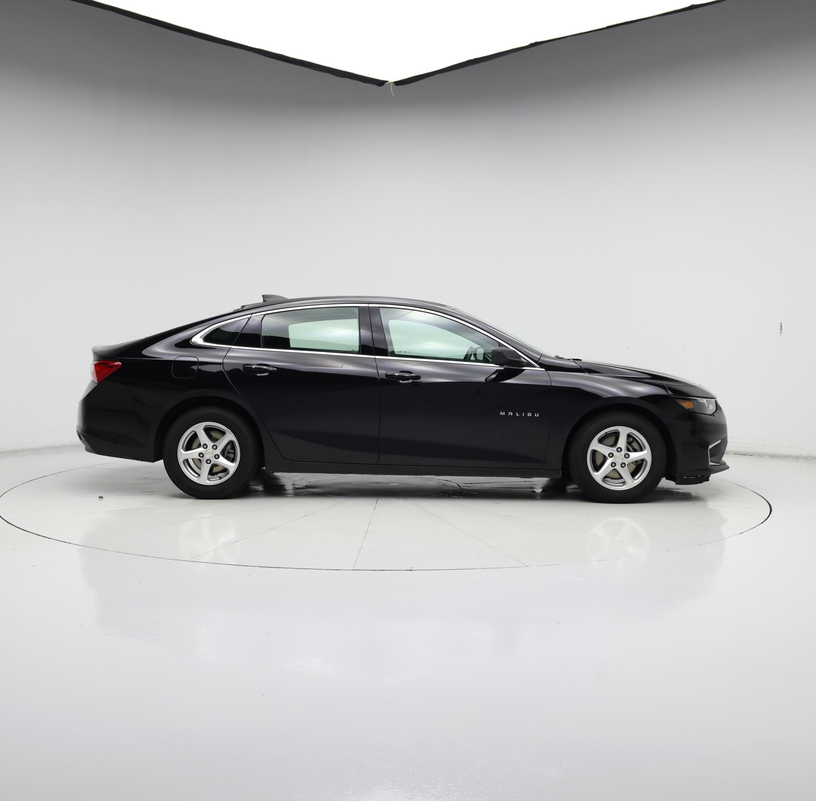 Thumbnail: 2018 Chevrolet Malibu - 7