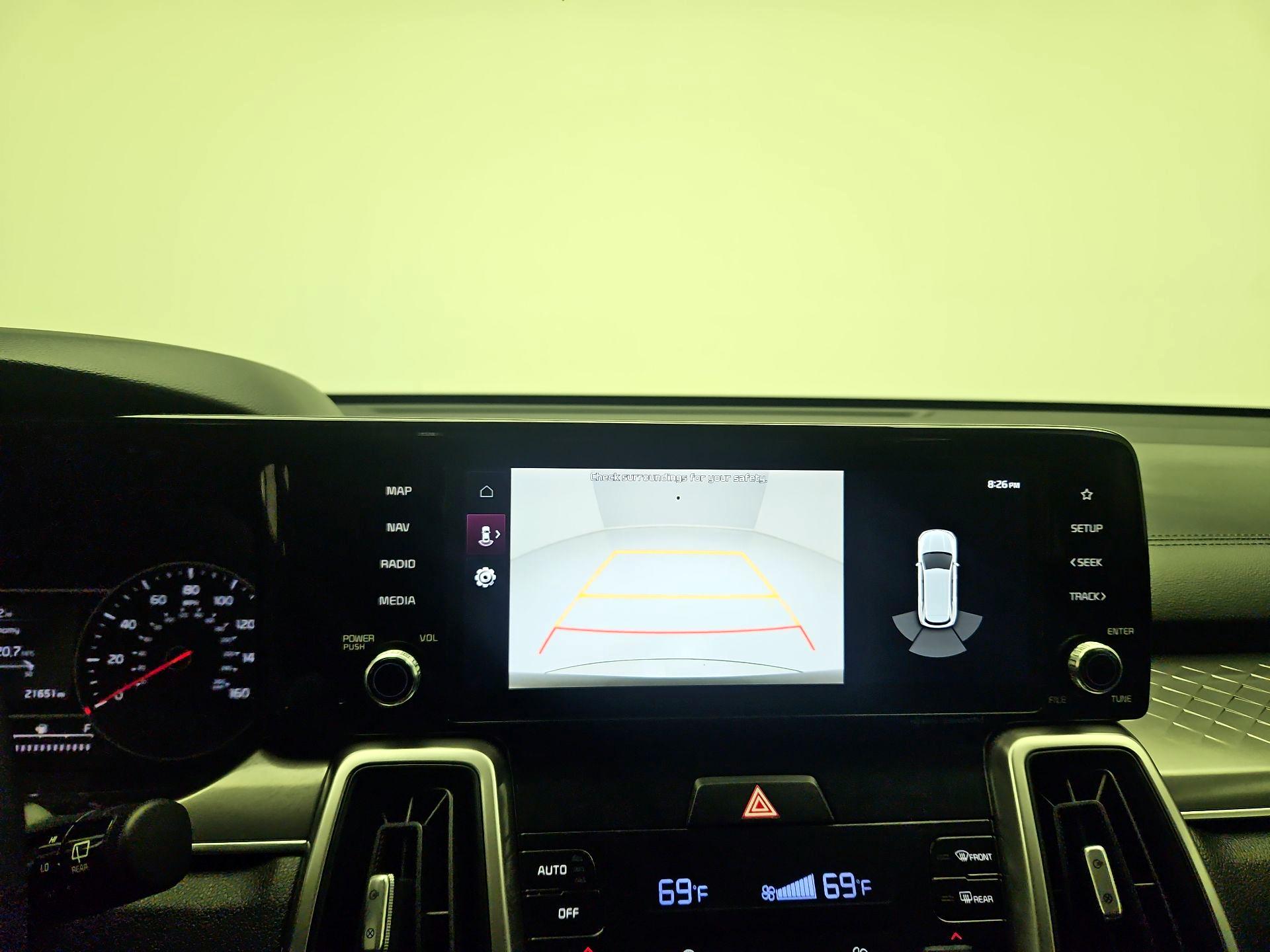 Thumbnail: 2023 Kia Sorento - 14