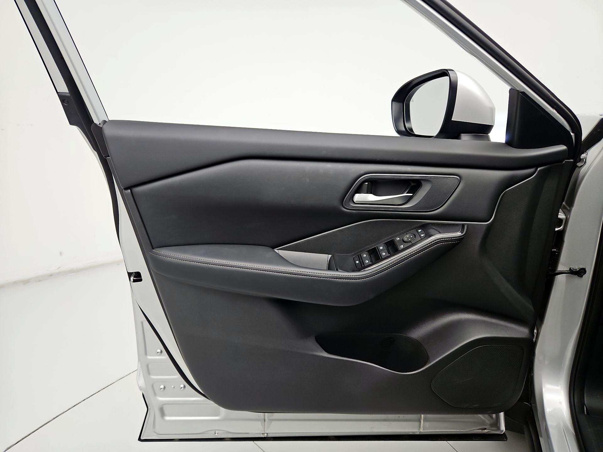 Thumbnail: 2024 Nissan Rogue - 12