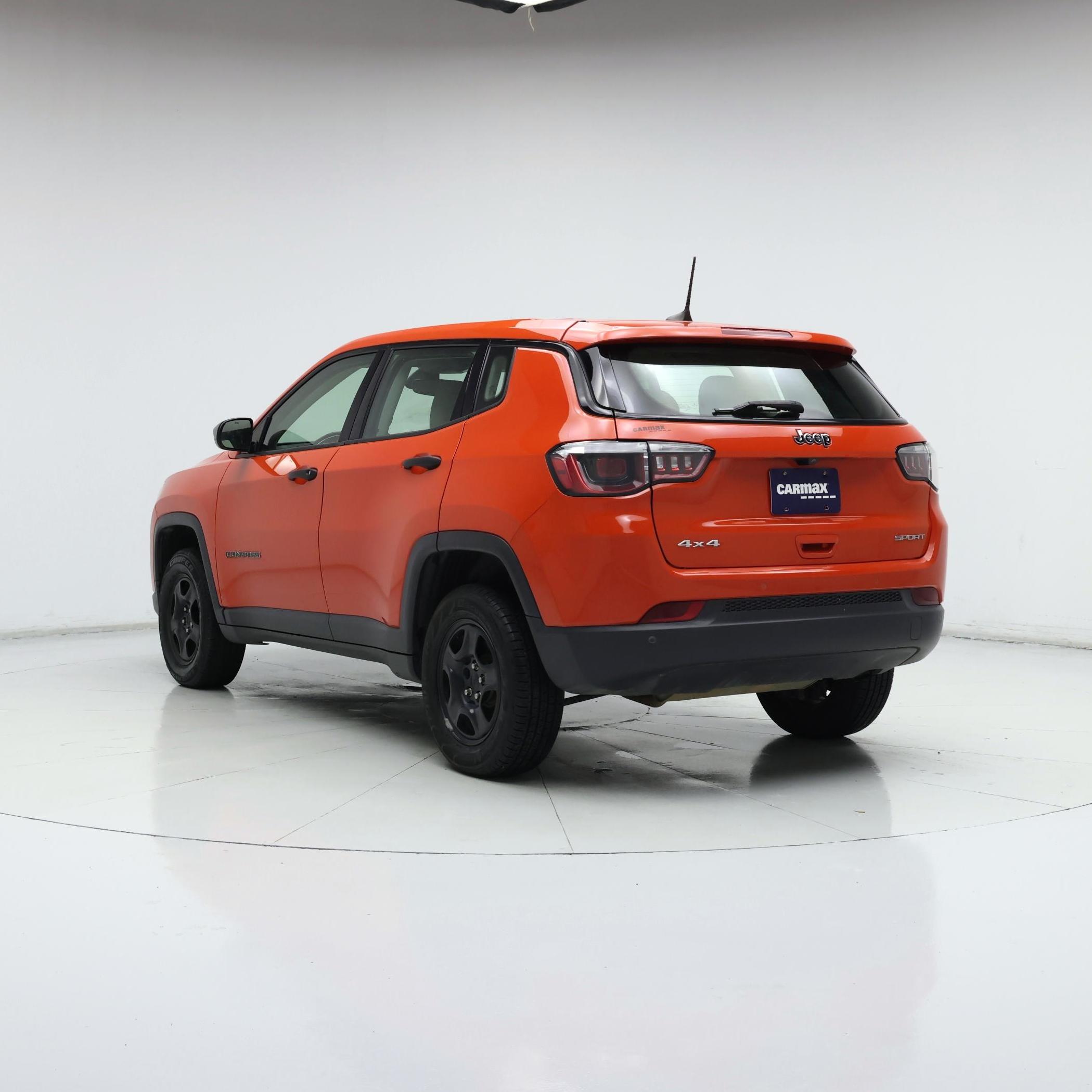 Thumbnail: 2017 Jeep Compass - 2