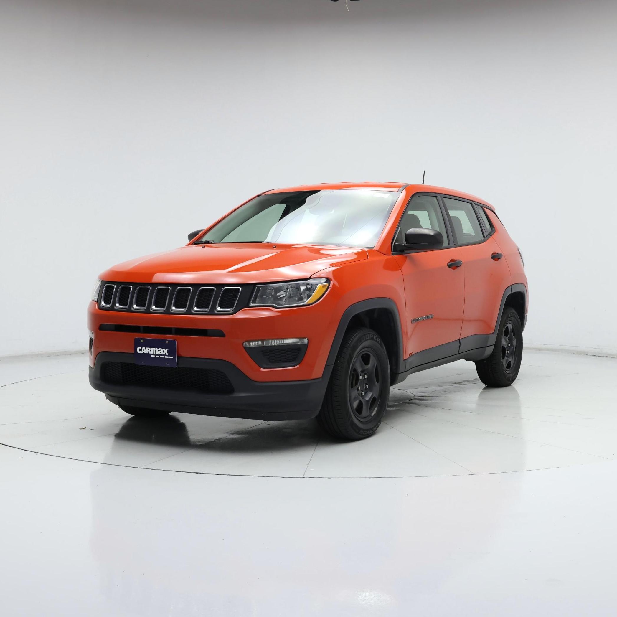 Thumbnail: 2017 Jeep Compass - 4