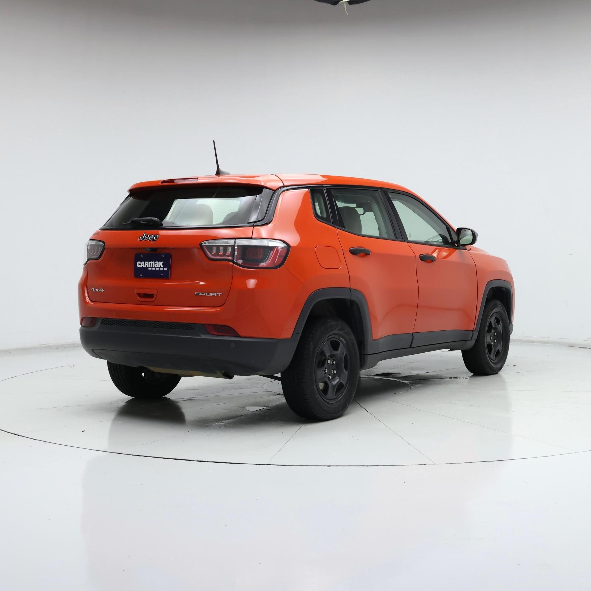 Thumbnail: 2017 Jeep Compass - 8