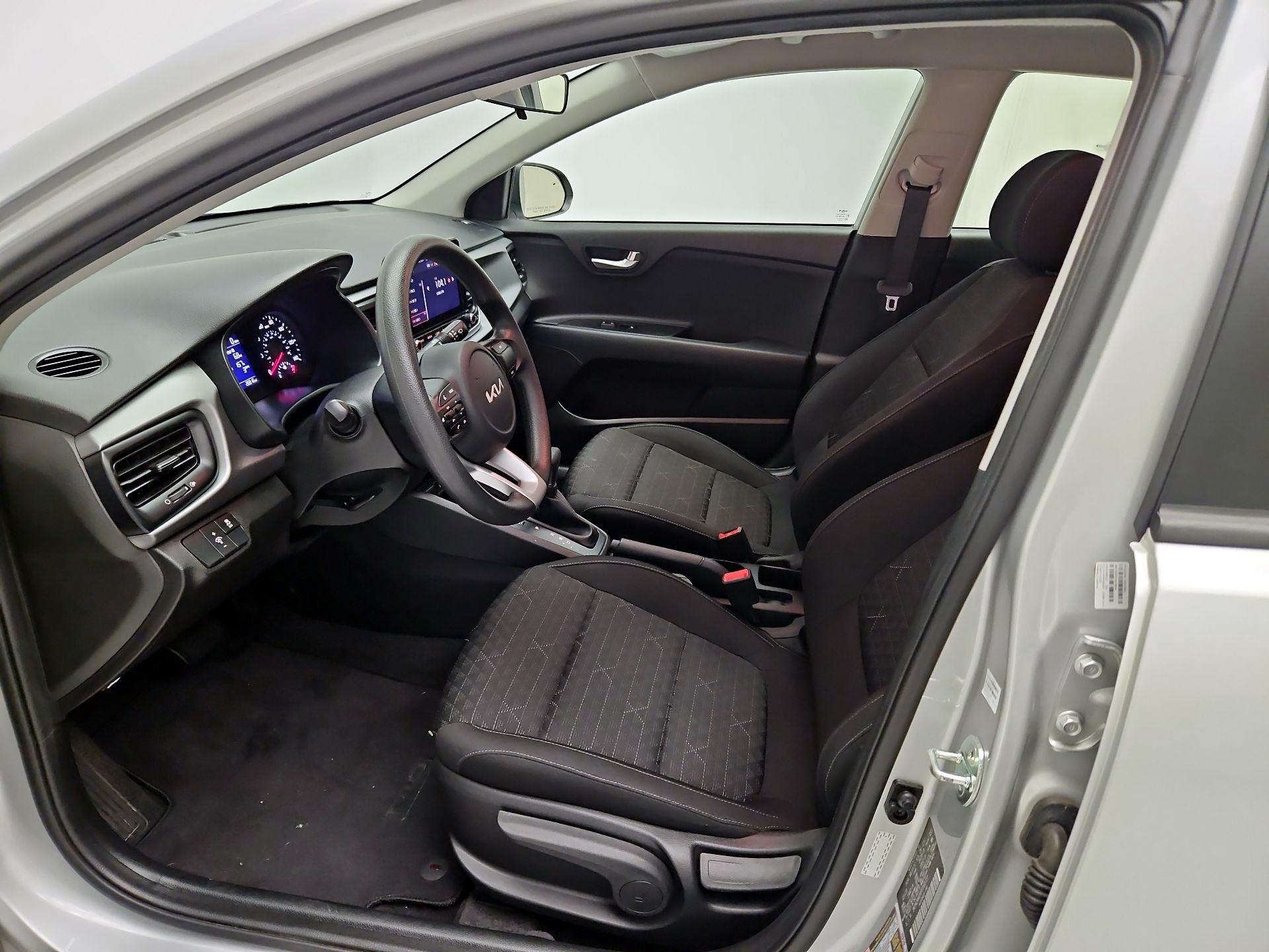 Thumbnail: 2023 Kia Rio - 11