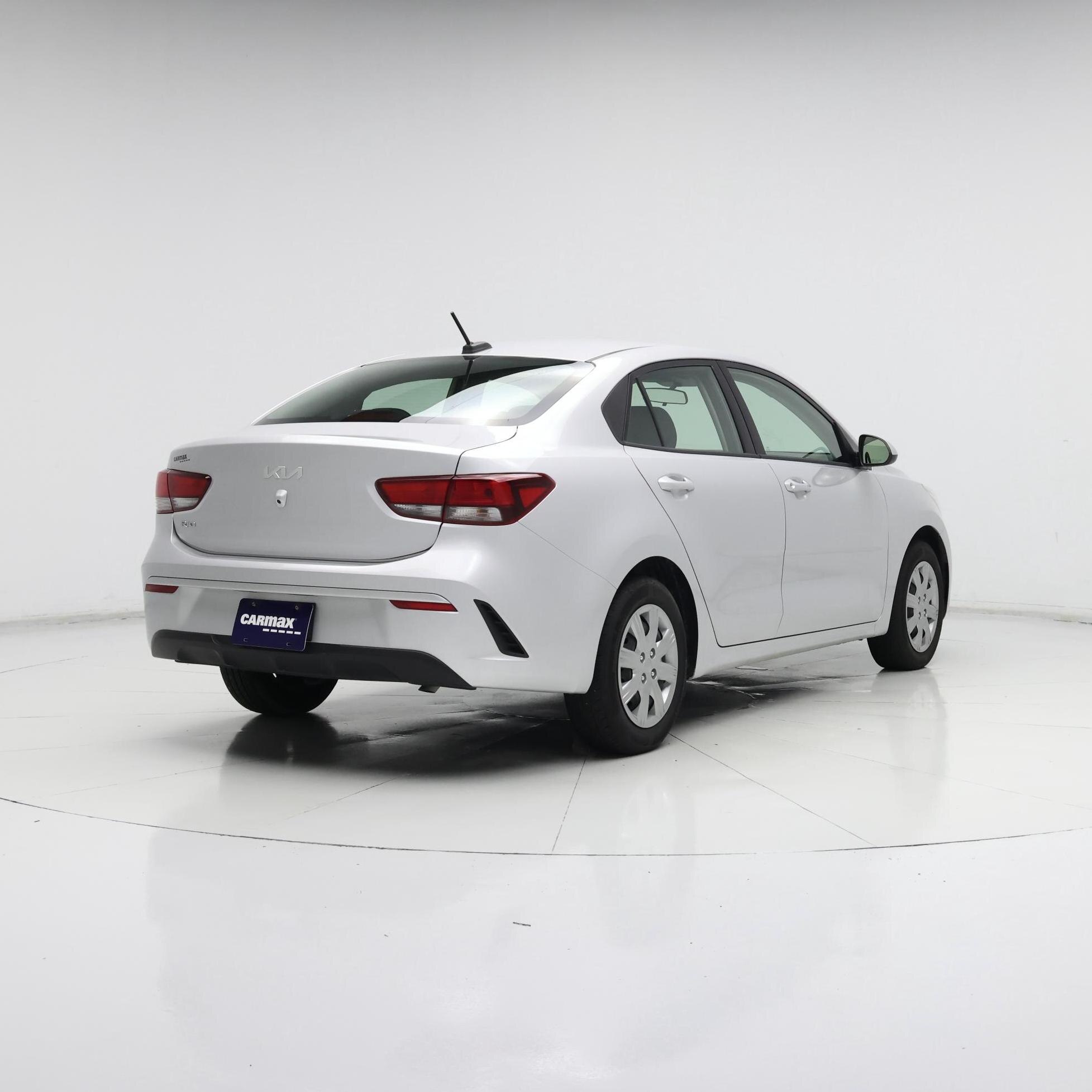 Thumbnail: 2023 Kia Rio - 8