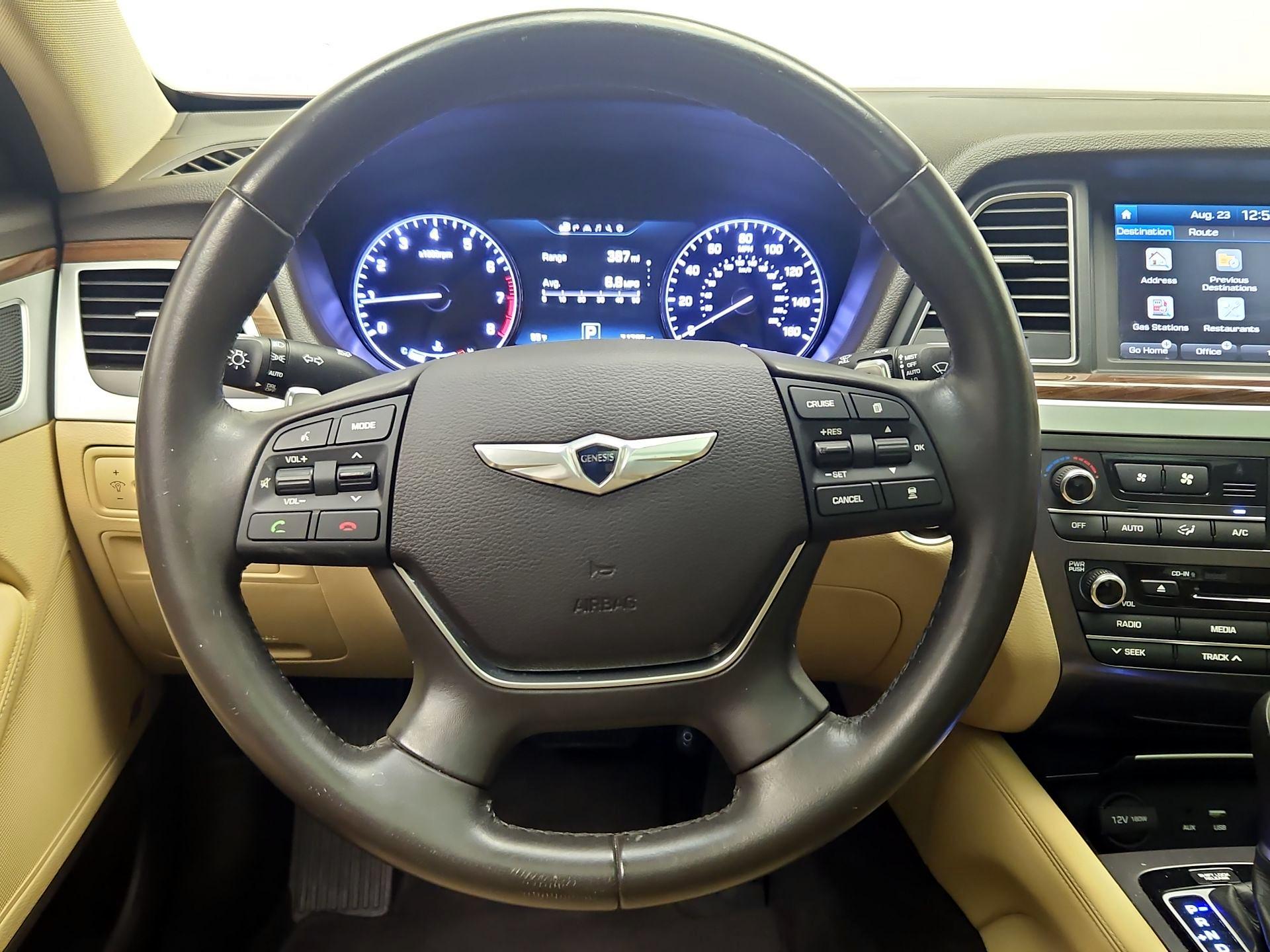 Thumbnail: 2015 Hyundai Genesis - 10