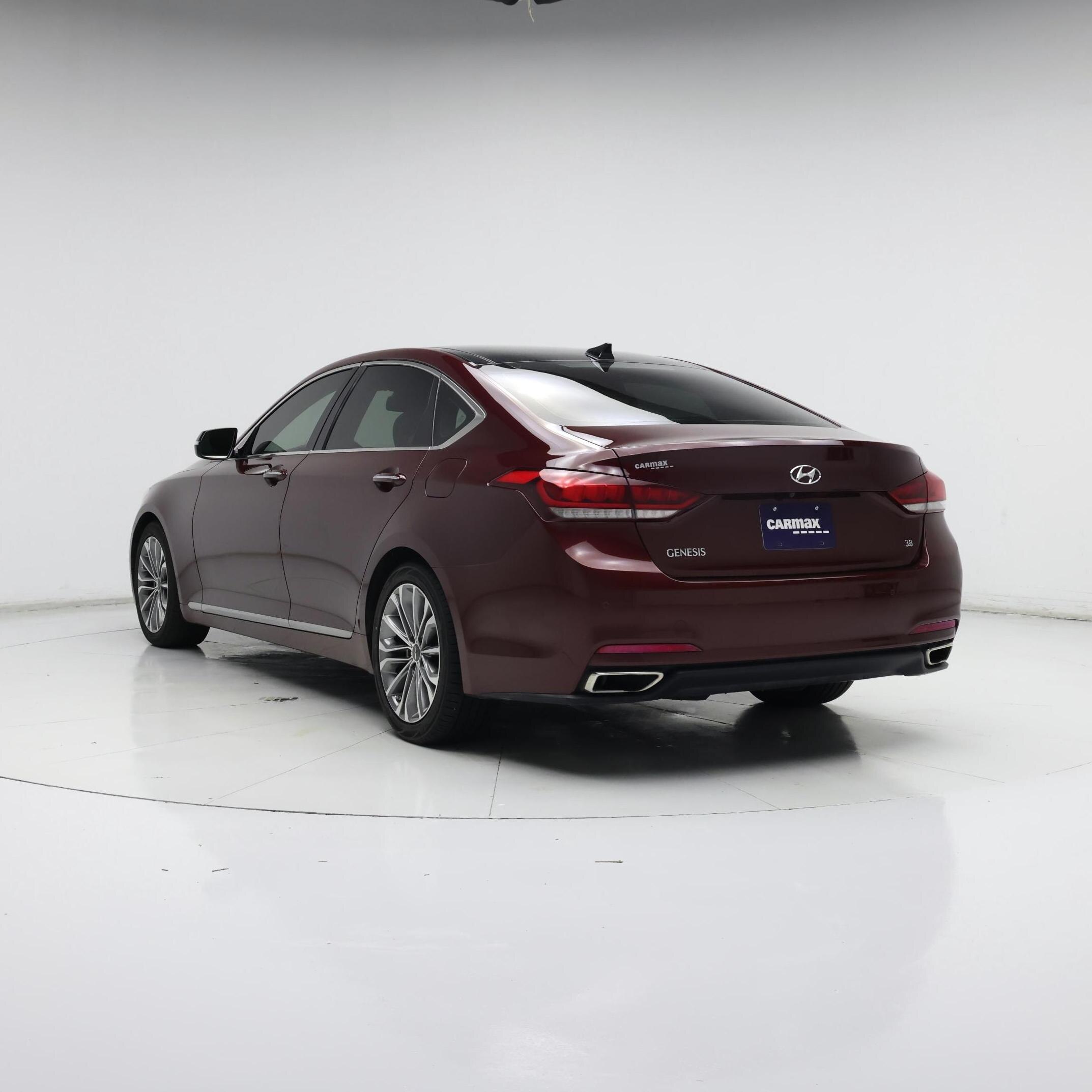 Thumbnail: 2015 Hyundai Genesis - 2