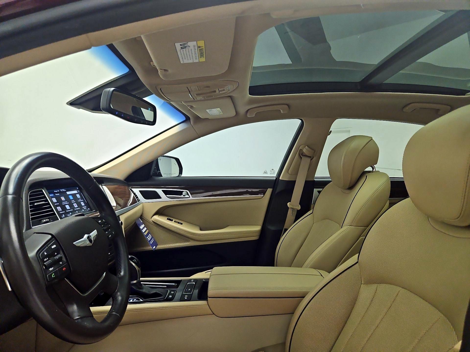 Thumbnail: 2015 Hyundai Genesis - 20