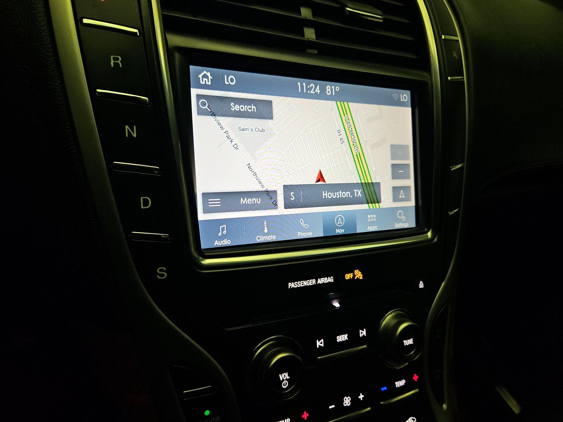 Thumbnail: 2019 Lincoln Nautilus - 14