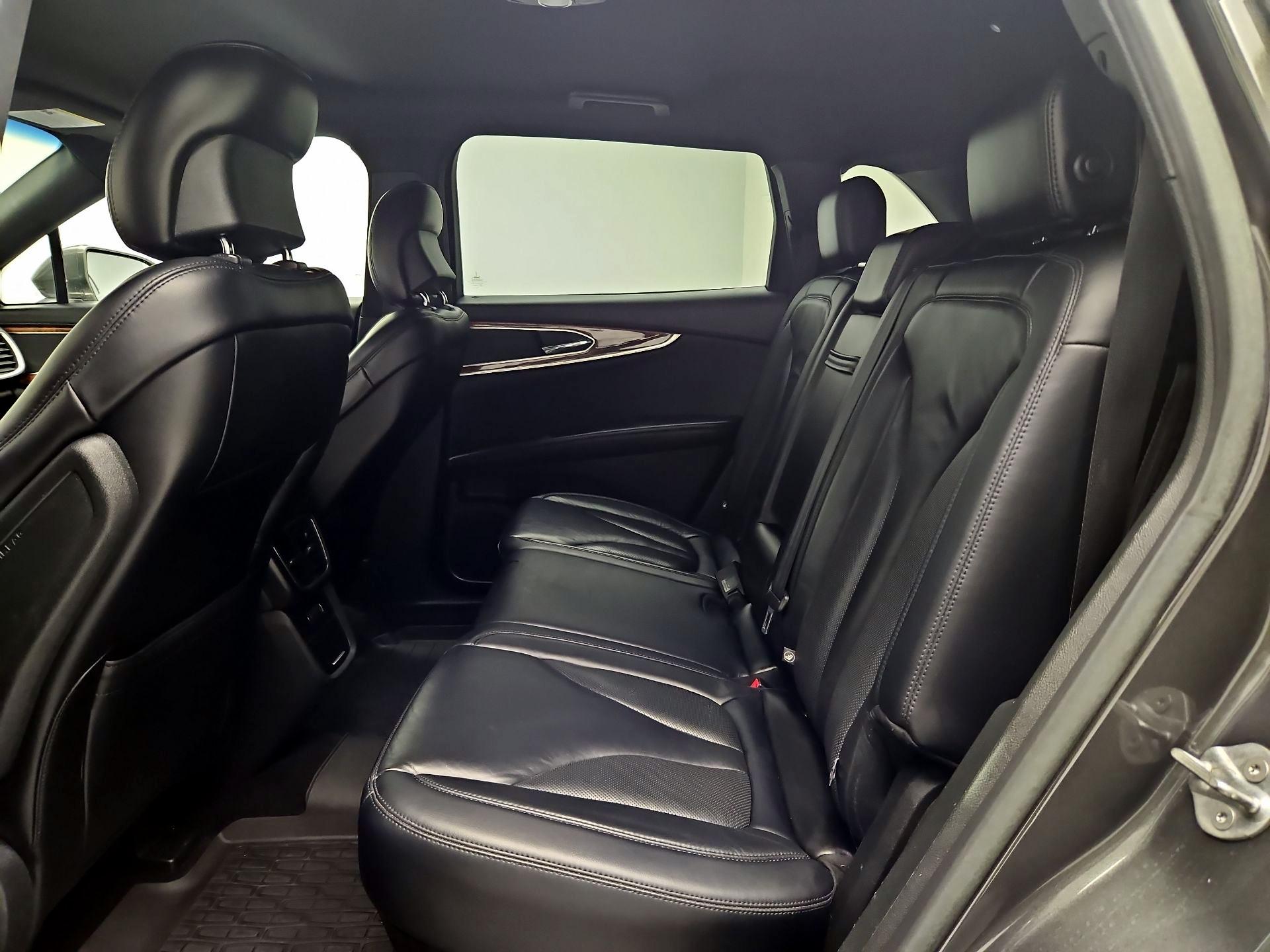 Thumbnail: 2019 Lincoln Nautilus - 20