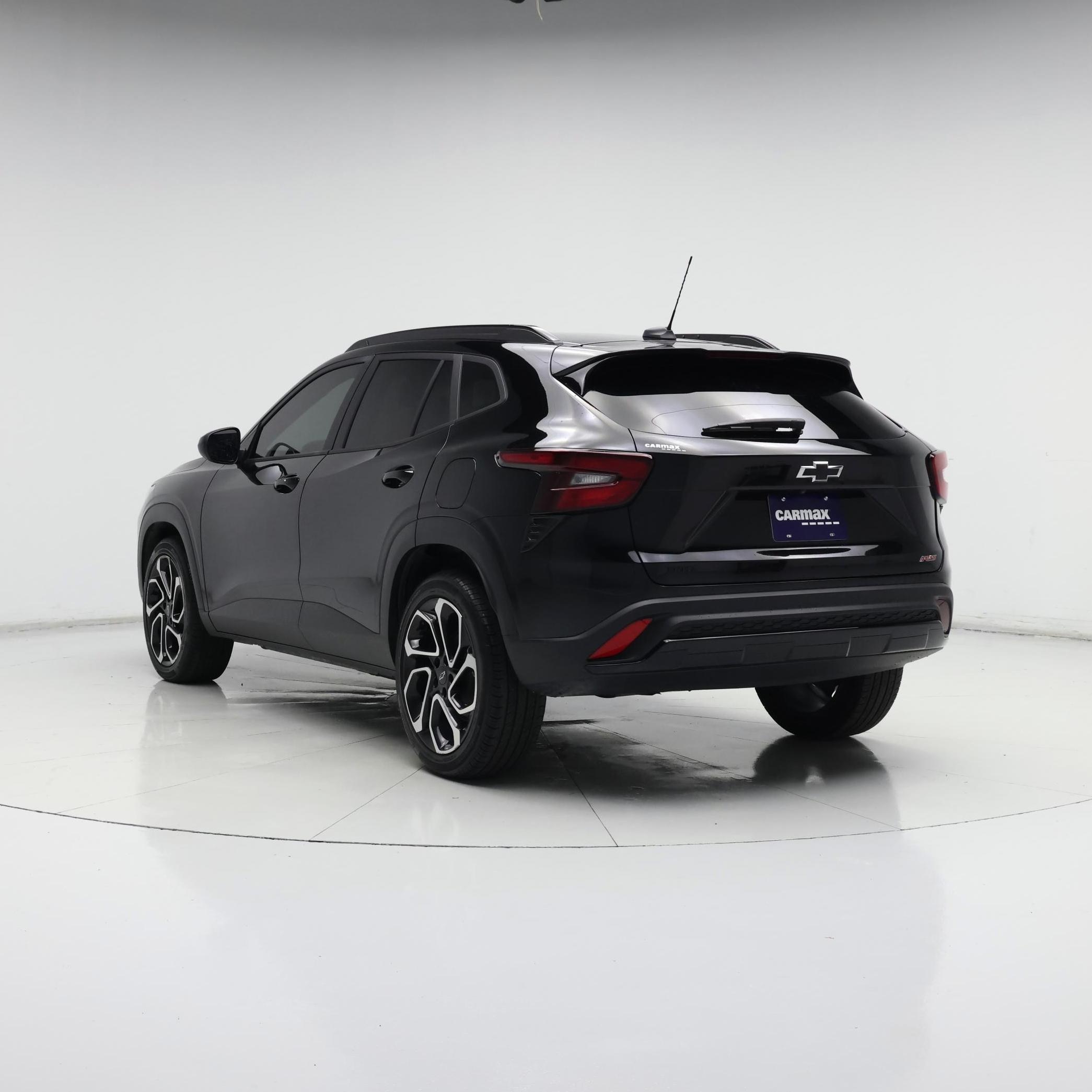 Thumbnail: 2024 Chevrolet Trax - 2