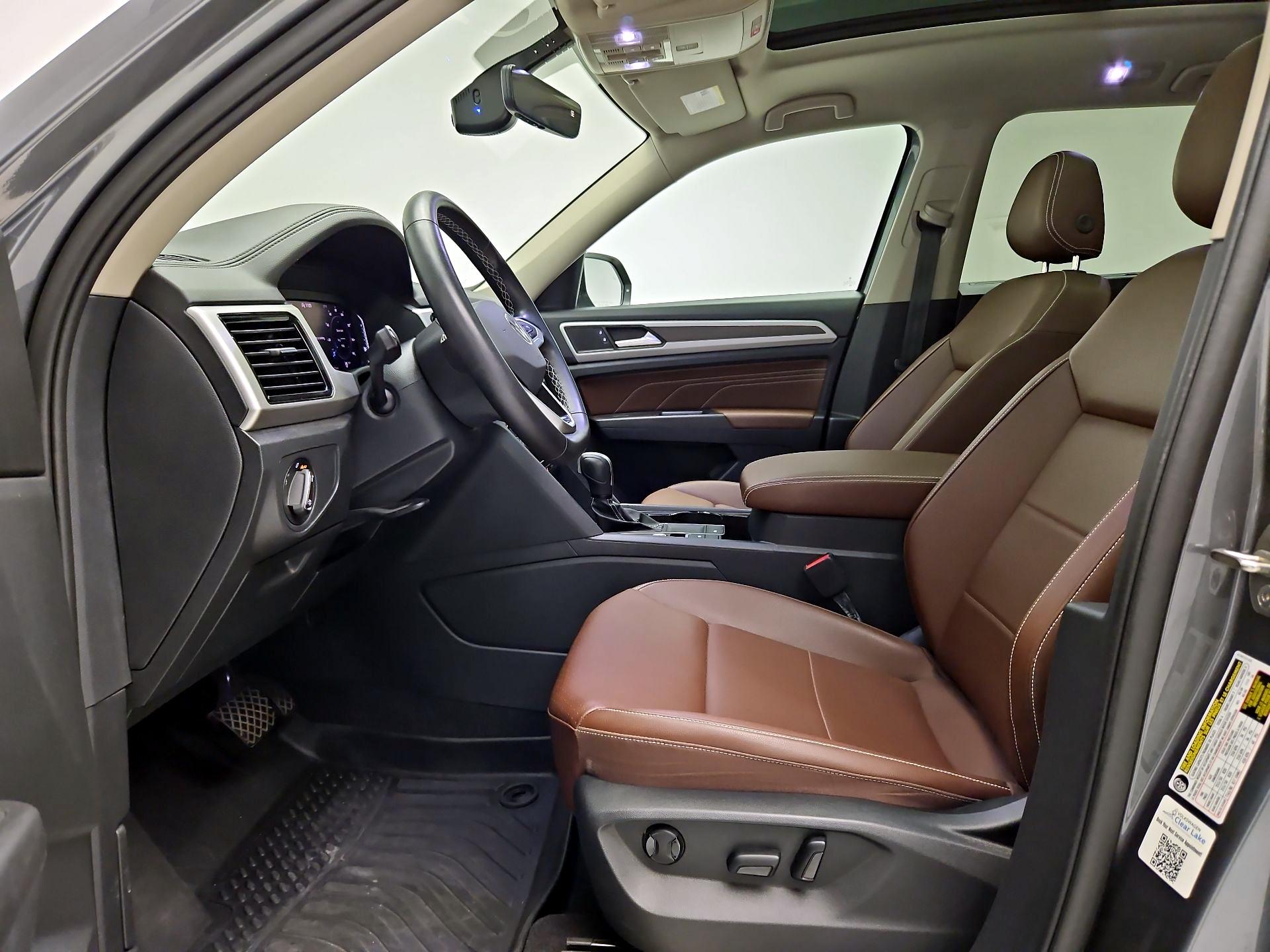 Thumbnail: 2023 Volkswagen Atlas - 11