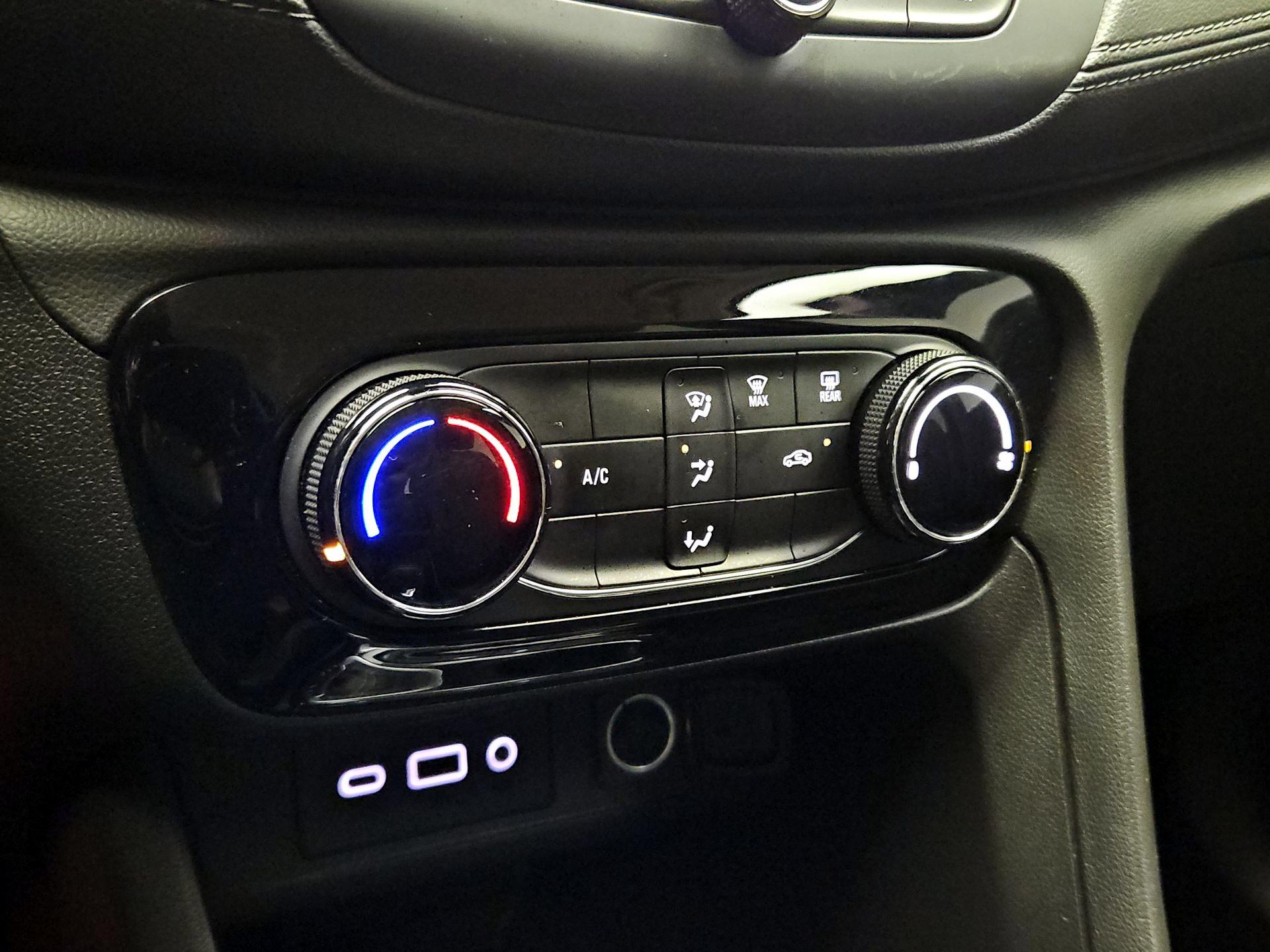 Thumbnail: 2021 Buick Encore GX - 16