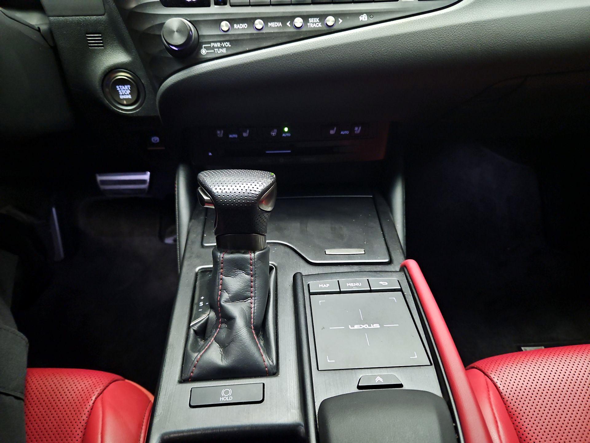Thumbnail: 2019 Lexus ES - 17