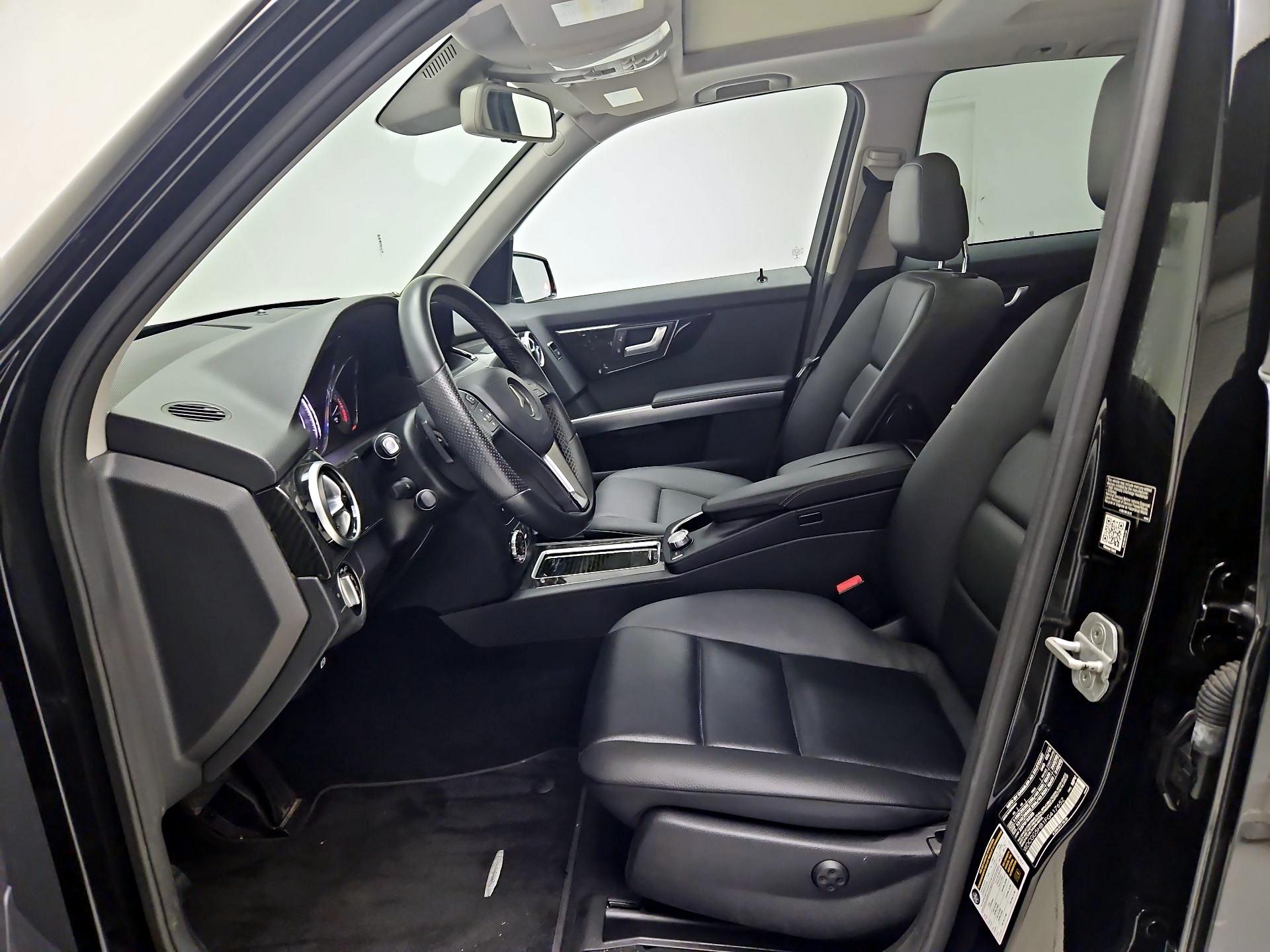 Thumbnail: 2015 Mercedes-Benz GLK - 11