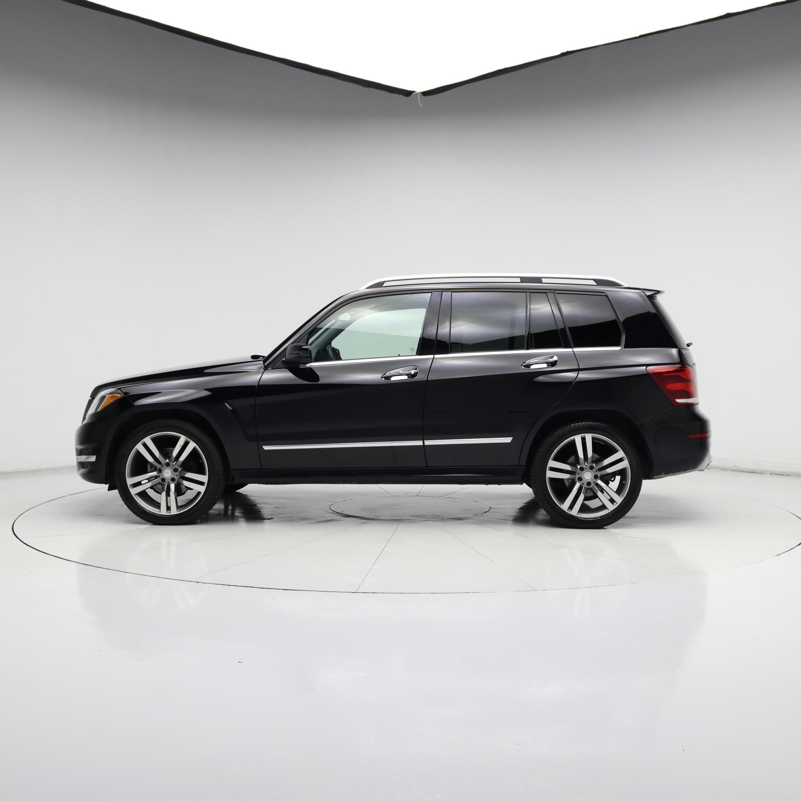 Thumbnail: 2015 Mercedes-Benz GLK - 3