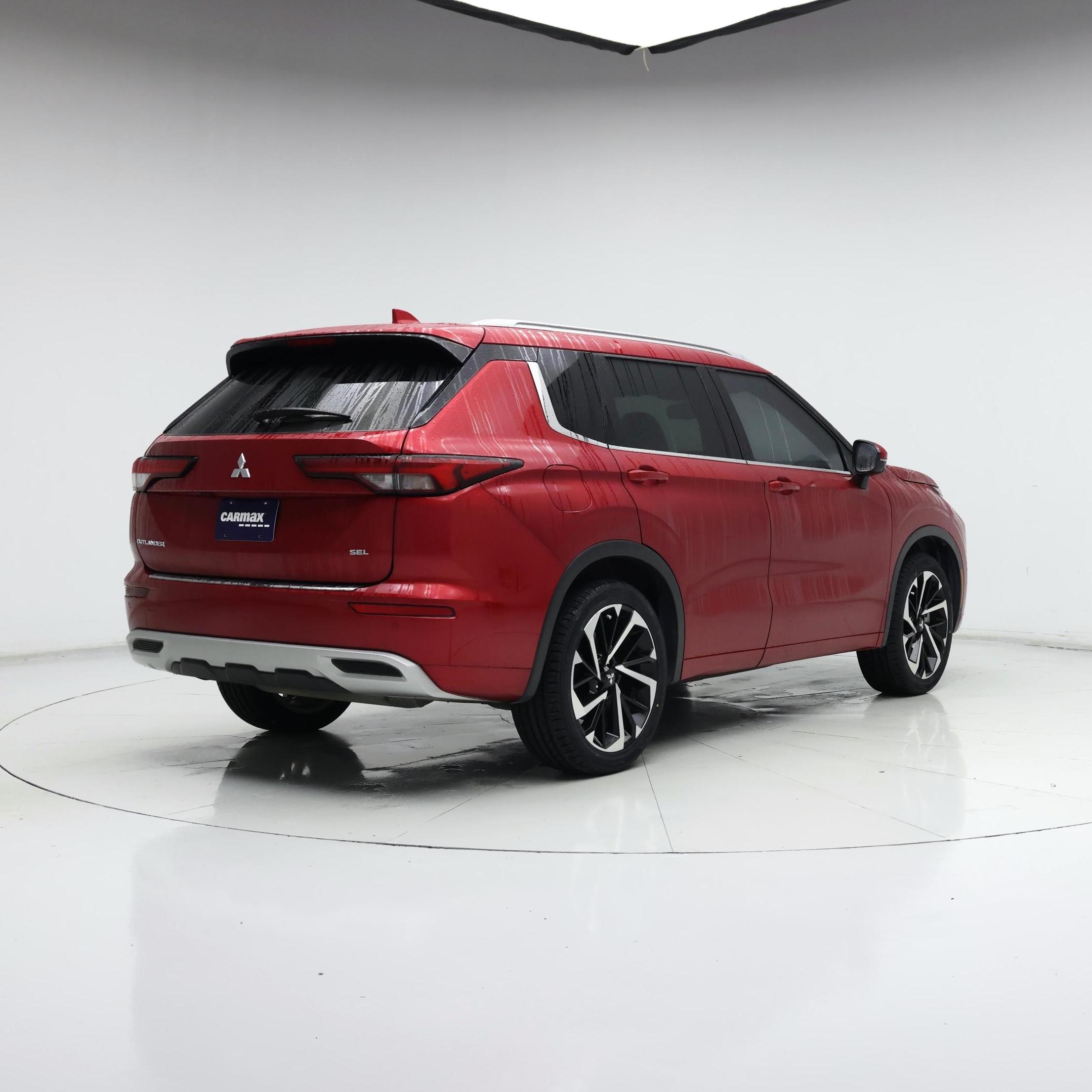 Thumbnail: 2022 Mitsubishi Outlander - 8