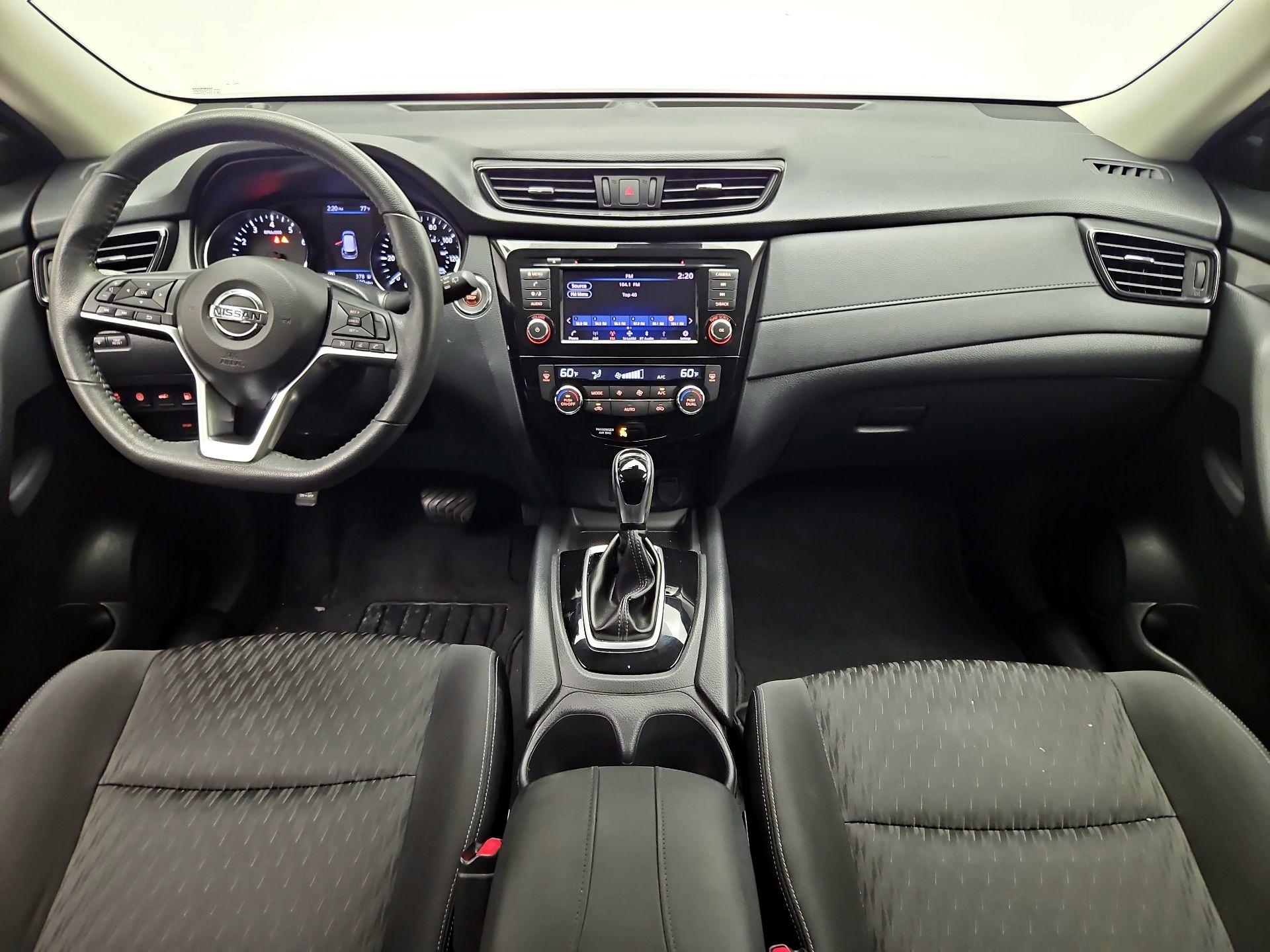 Thumbnail: 2020 Nissan Rogue - 9
