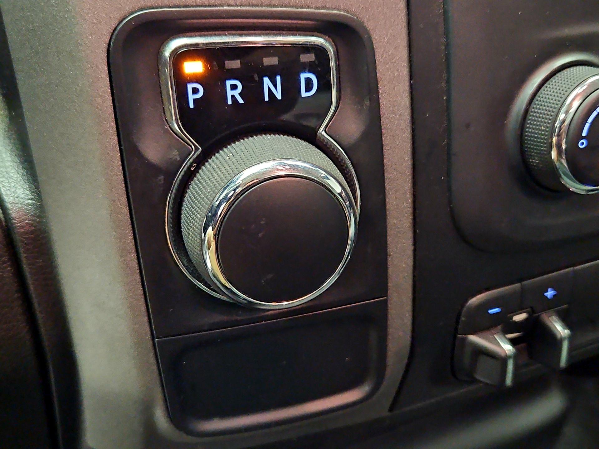 Thumbnail: 2020 RAM 1500 Classic - 17