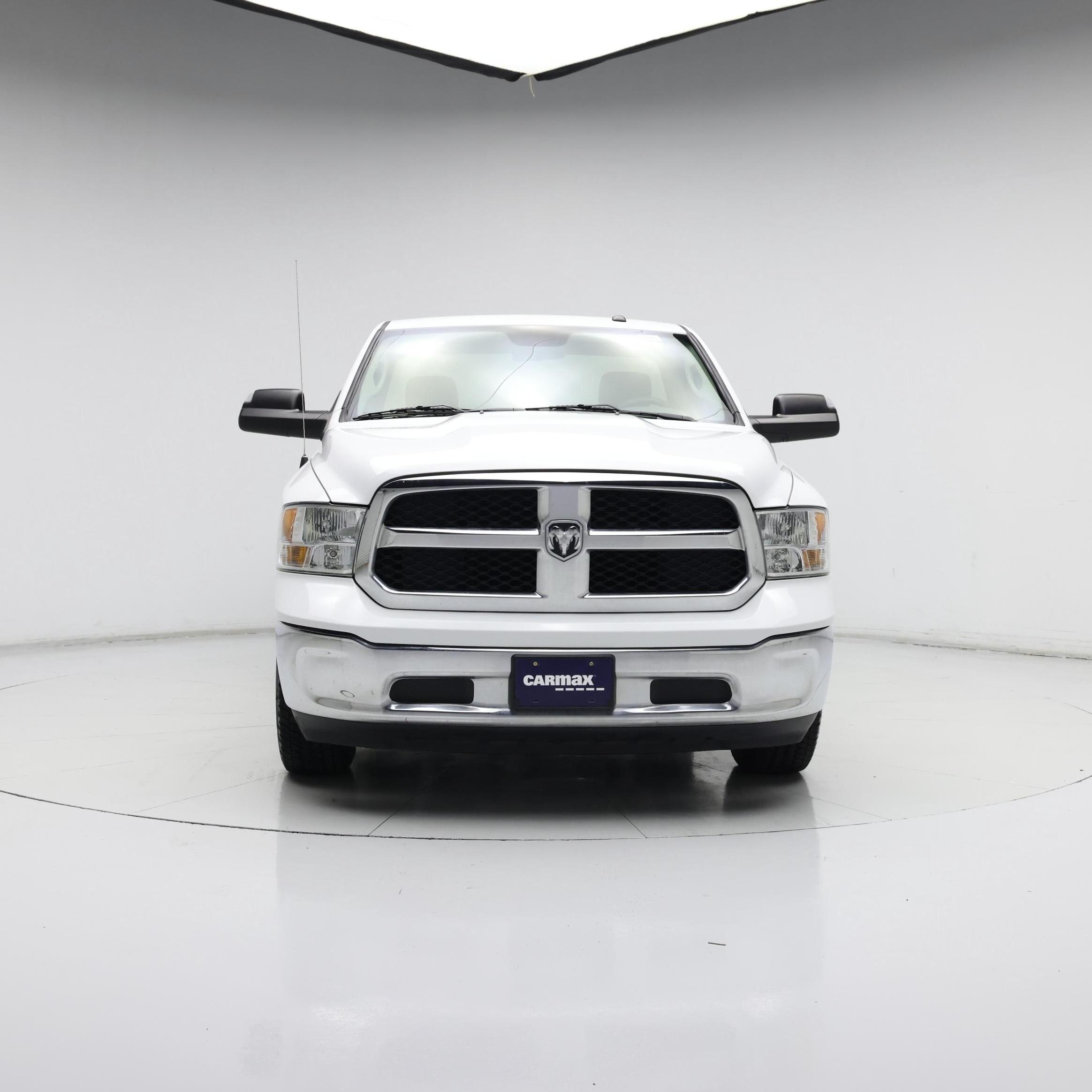 Thumbnail: 2020 RAM 1500 Classic - 5