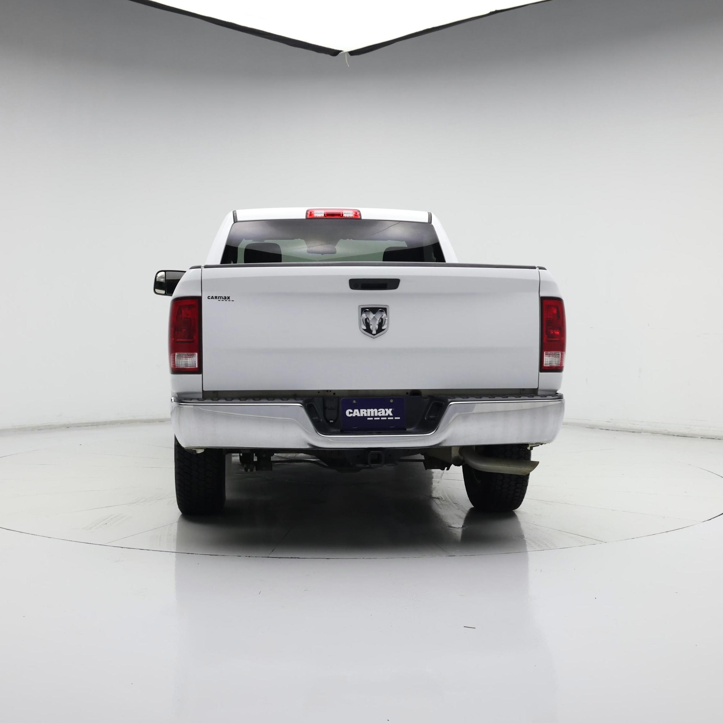 Thumbnail: 2020 RAM 1500 Classic - 6