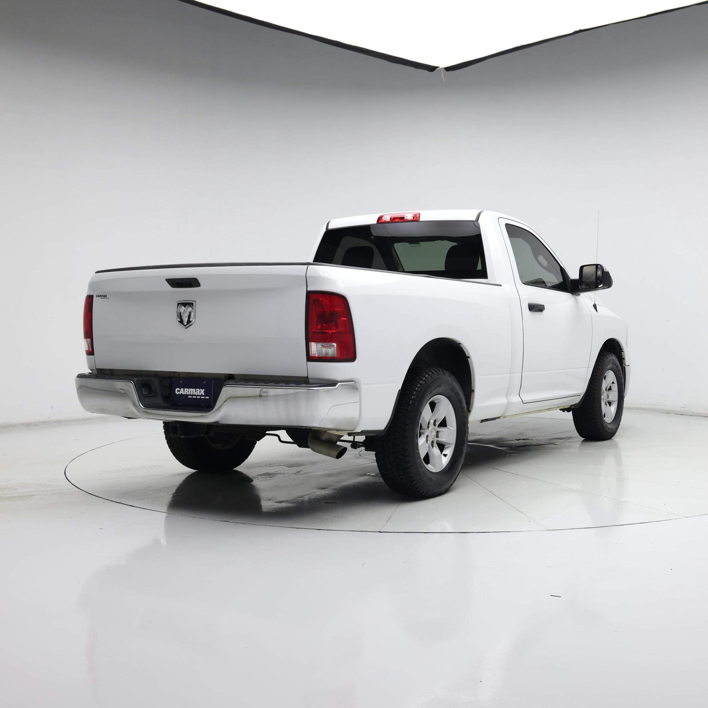 Thumbnail: 2020 RAM 1500 Classic - 8