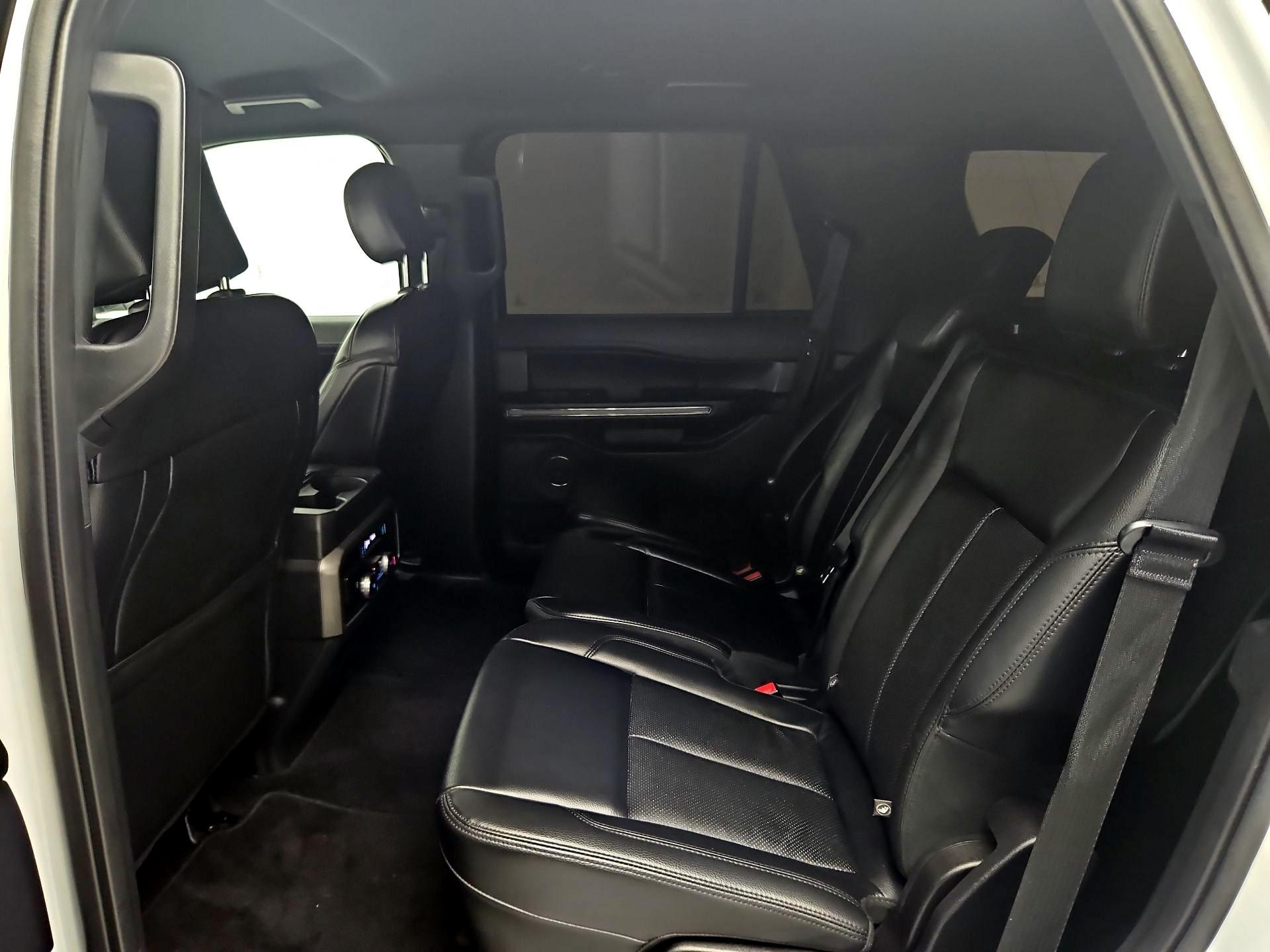 Thumbnail: 2019 Ford Expedition - 19